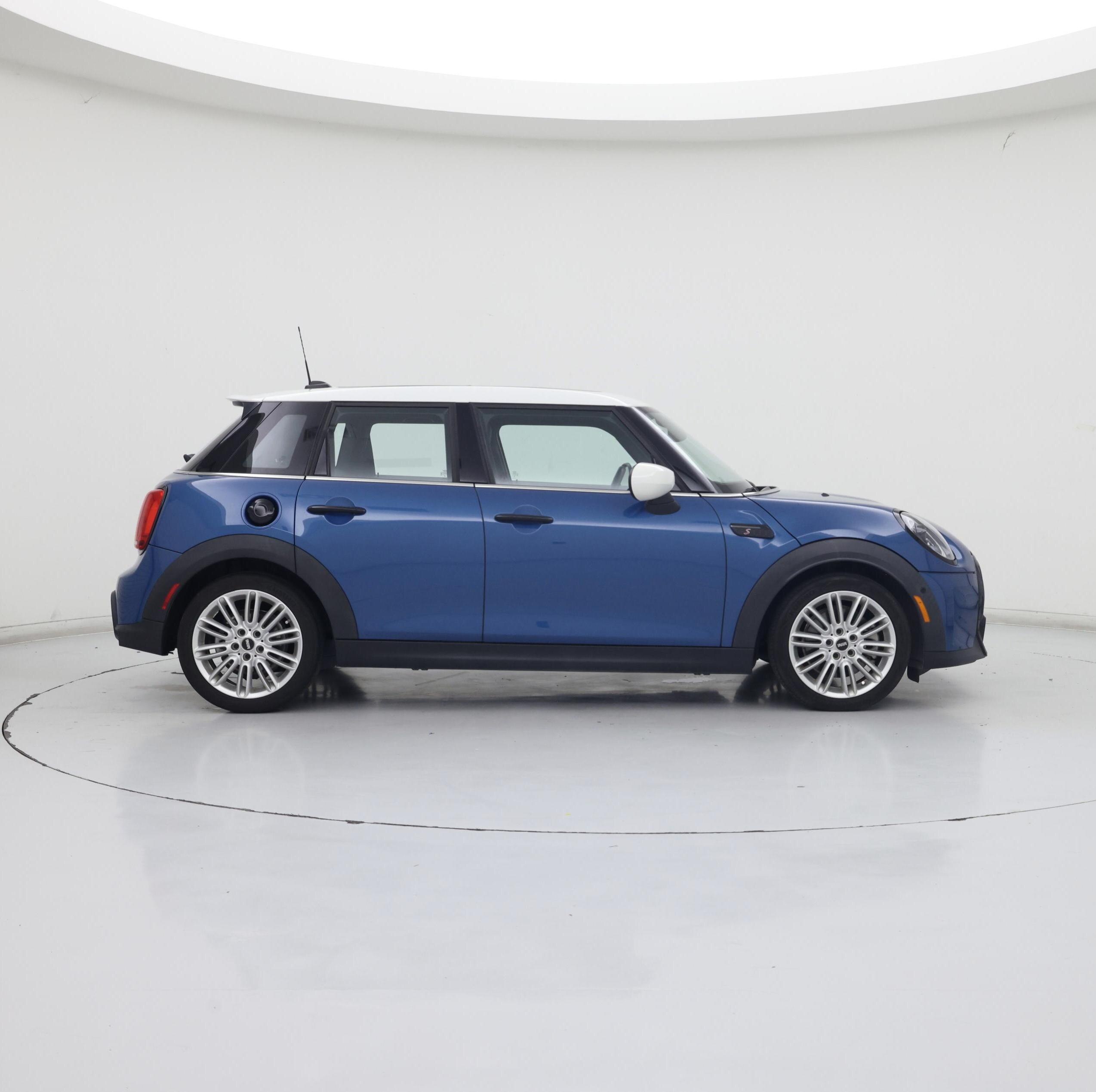 Thumbnail: 2024 MINI Cooper Hardtop - 7