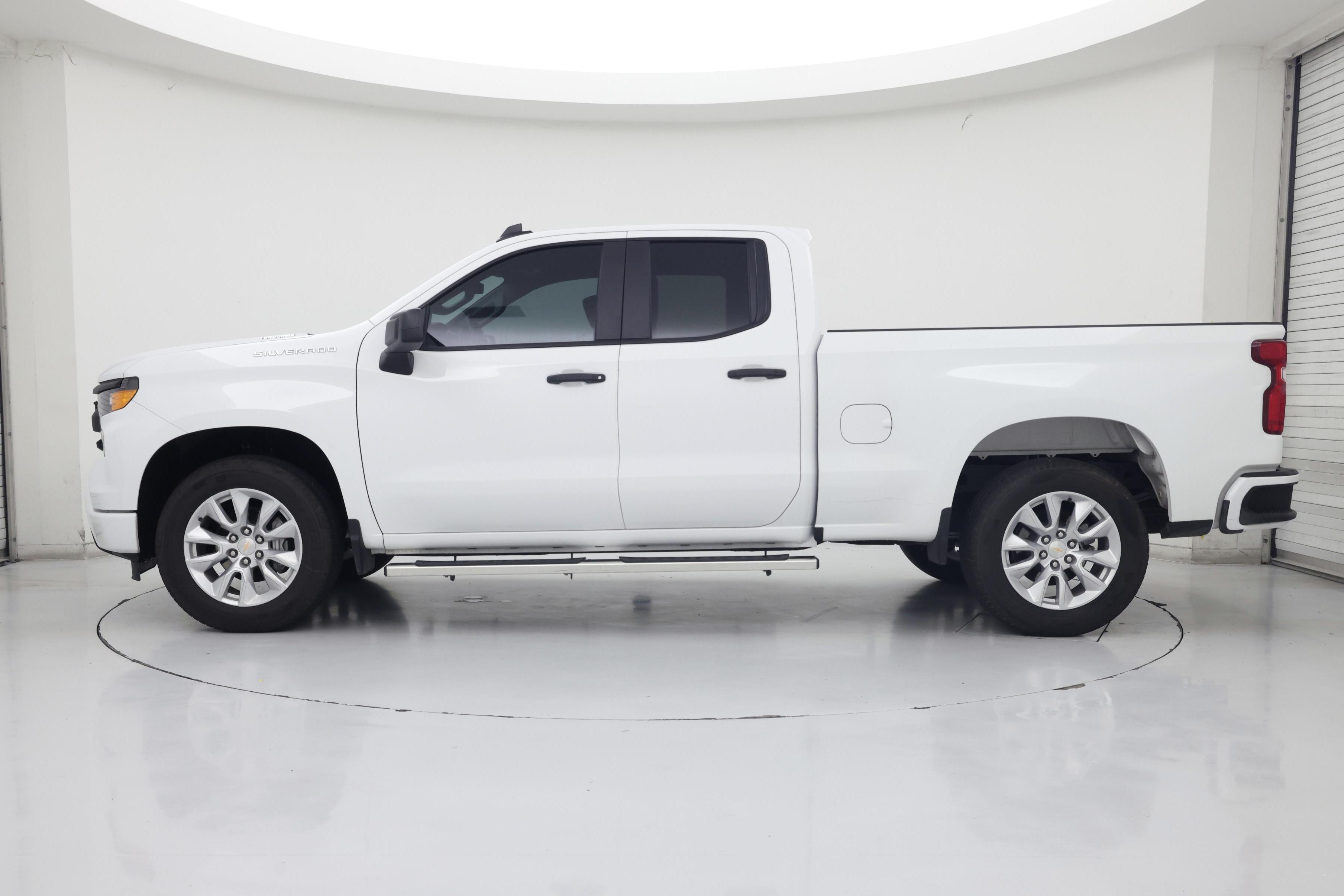 Thumbnail: 2025 Chevrolet Silverado 1500 - 3
