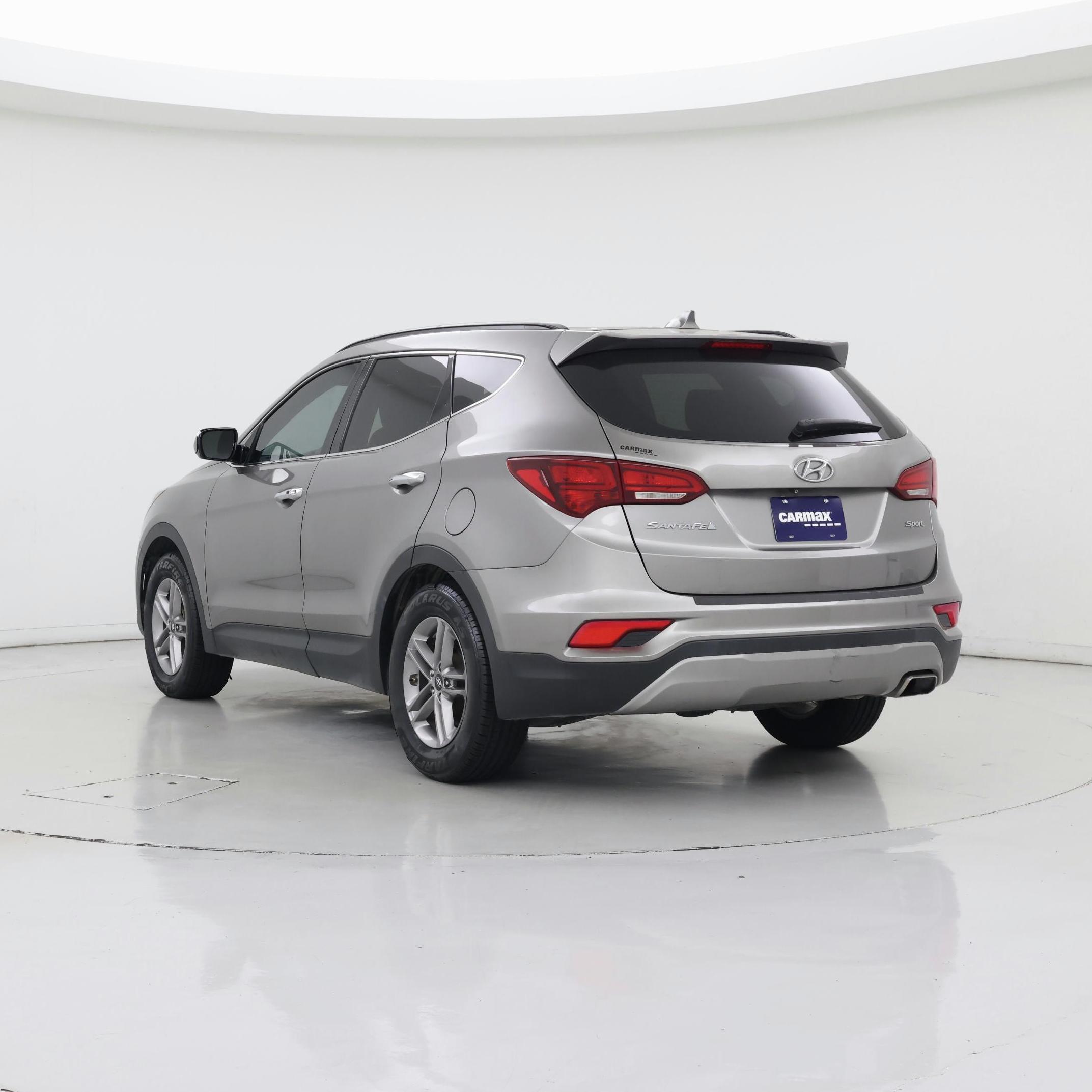 Thumbnail: 2017 Hyundai Santa Fe - 2