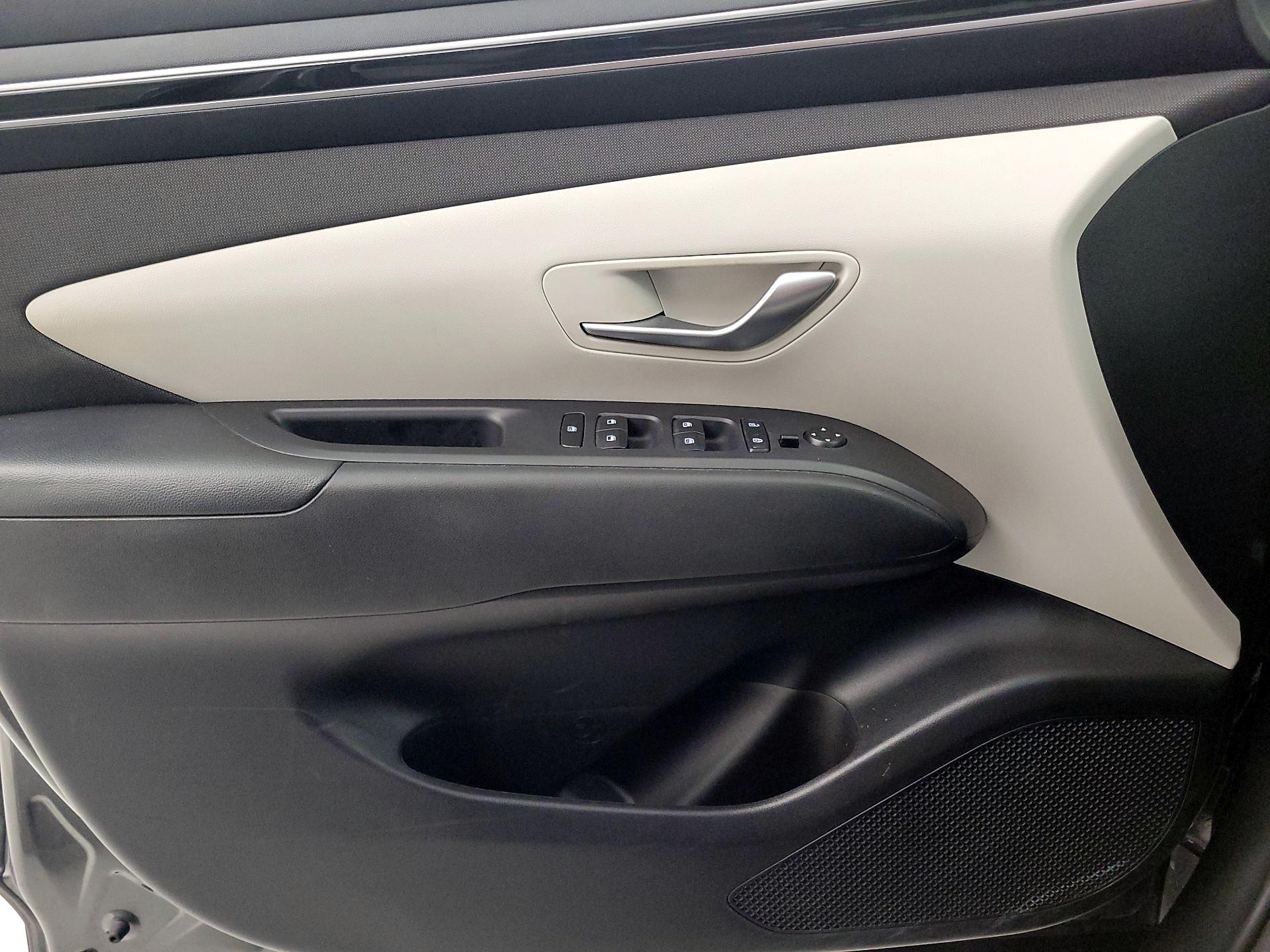Thumbnail: 2023 Hyundai Tucson - 12