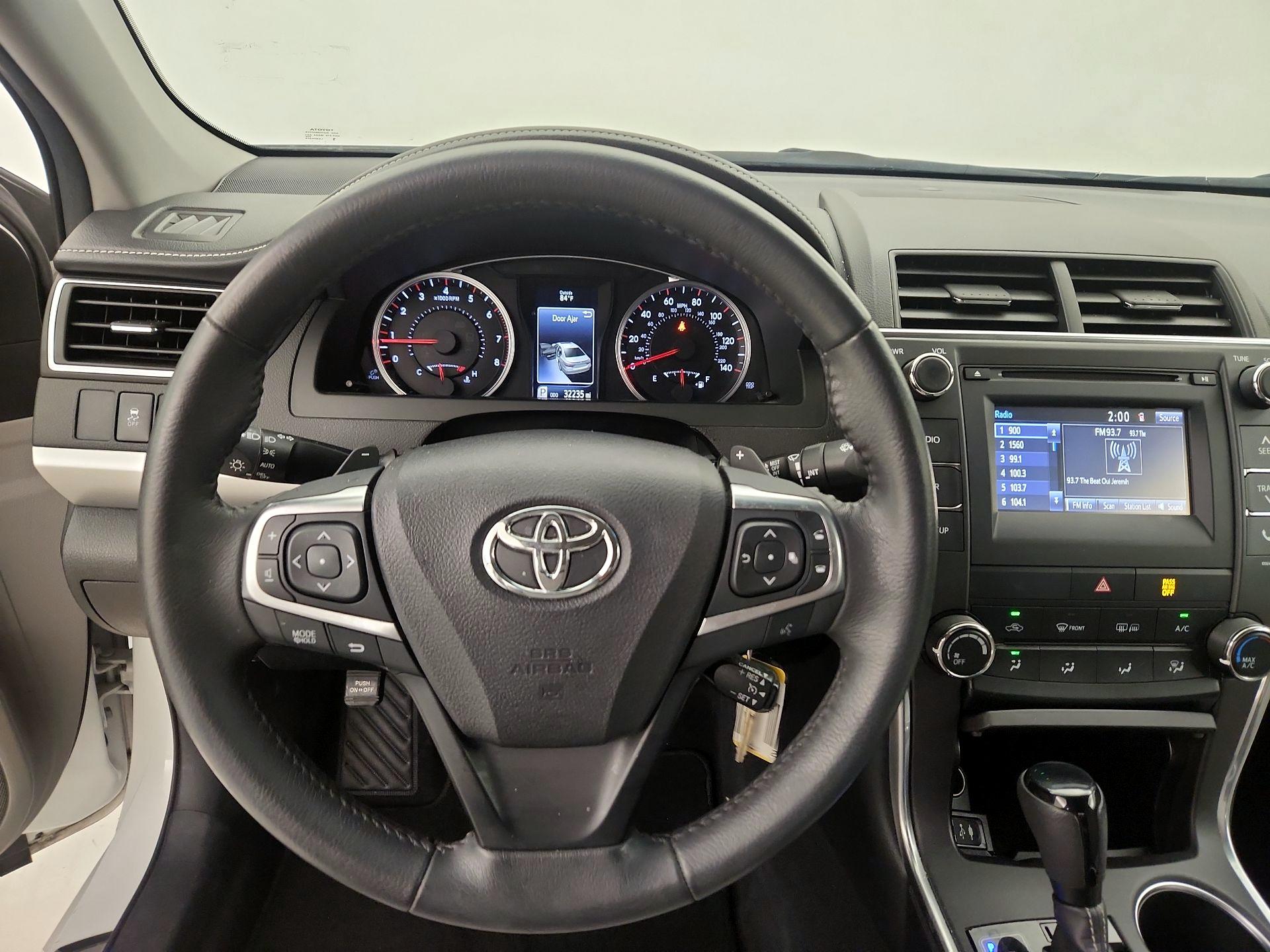 Thumbnail: 2017 Toyota Camry - 10