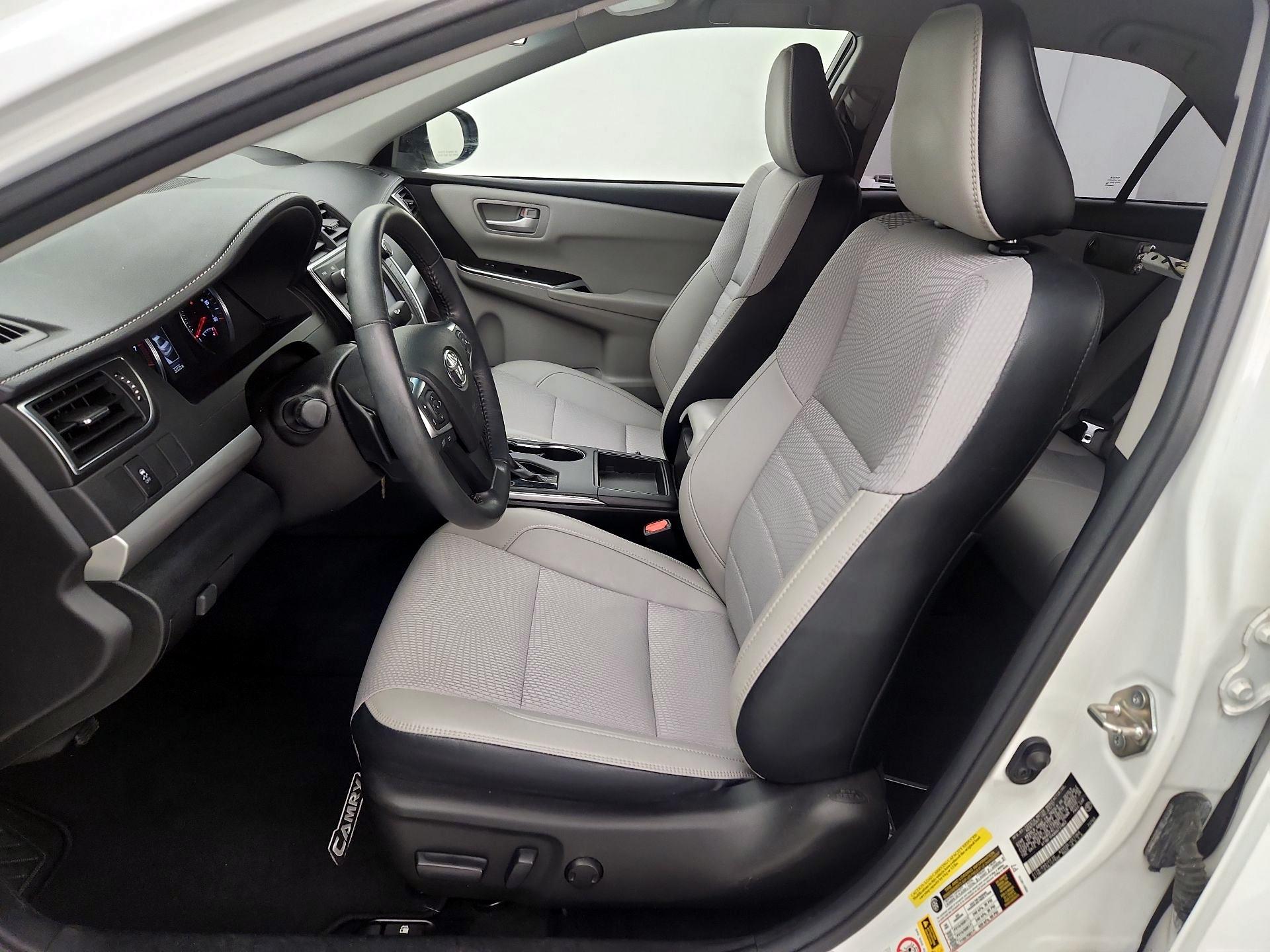 Thumbnail: 2017 Toyota Camry - 11