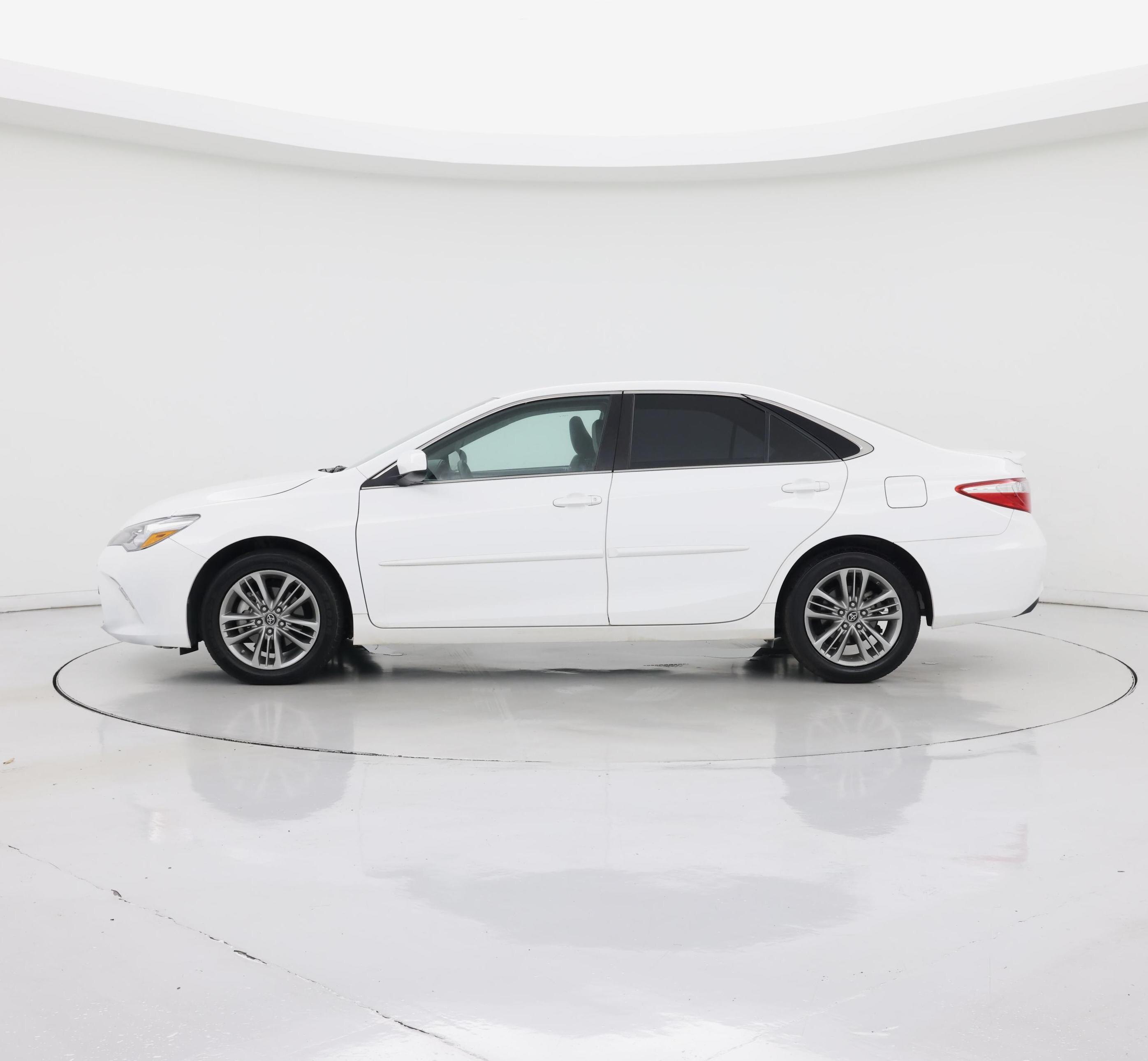 Thumbnail: 2017 Toyota Camry - 3