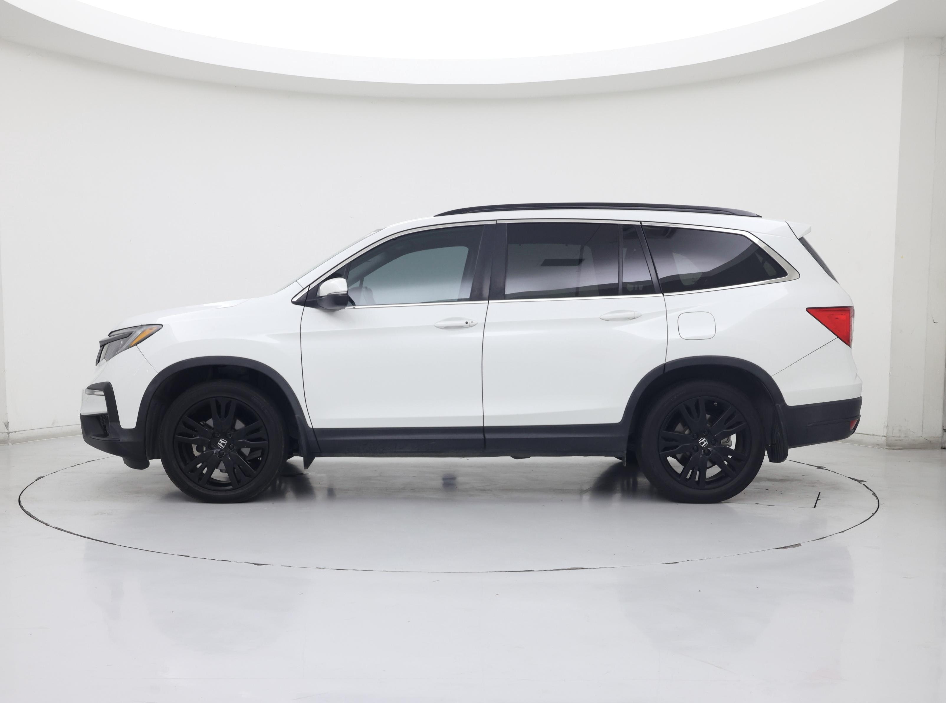 Thumbnail: 2021 Honda Pilot - 3