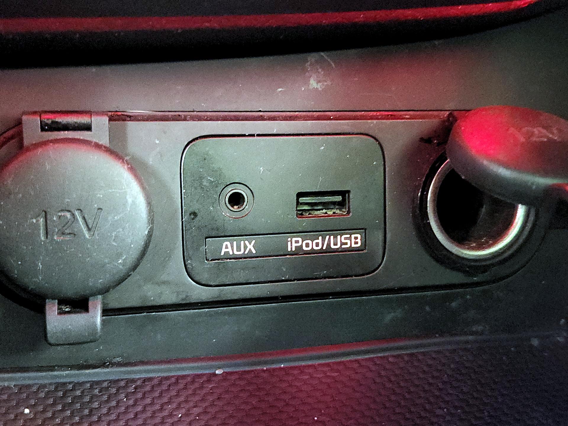 Thumbnail: 2015 Kia Optima - 19