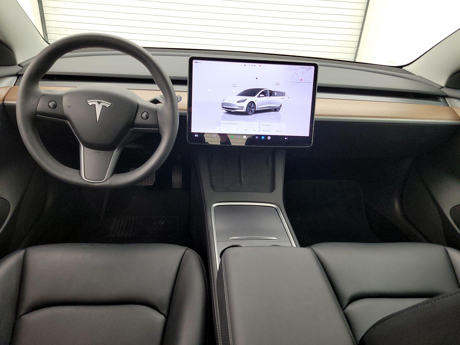 Thumbnail: 2023 Tesla Model 3 - 9