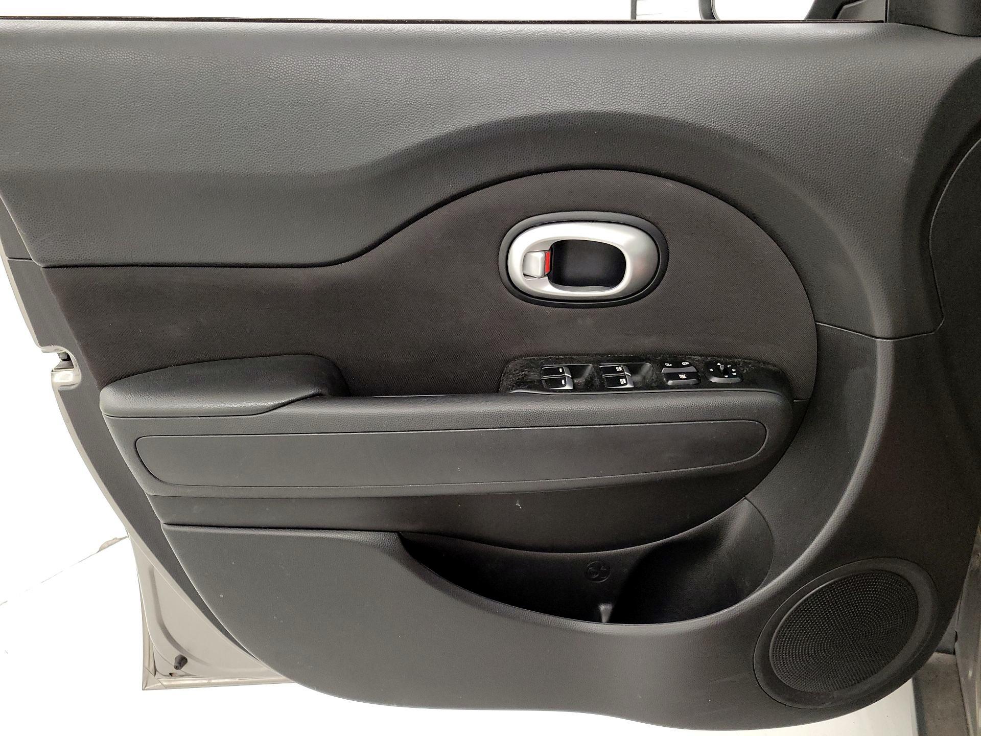 Thumbnail: 2019 Kia Soul - 12