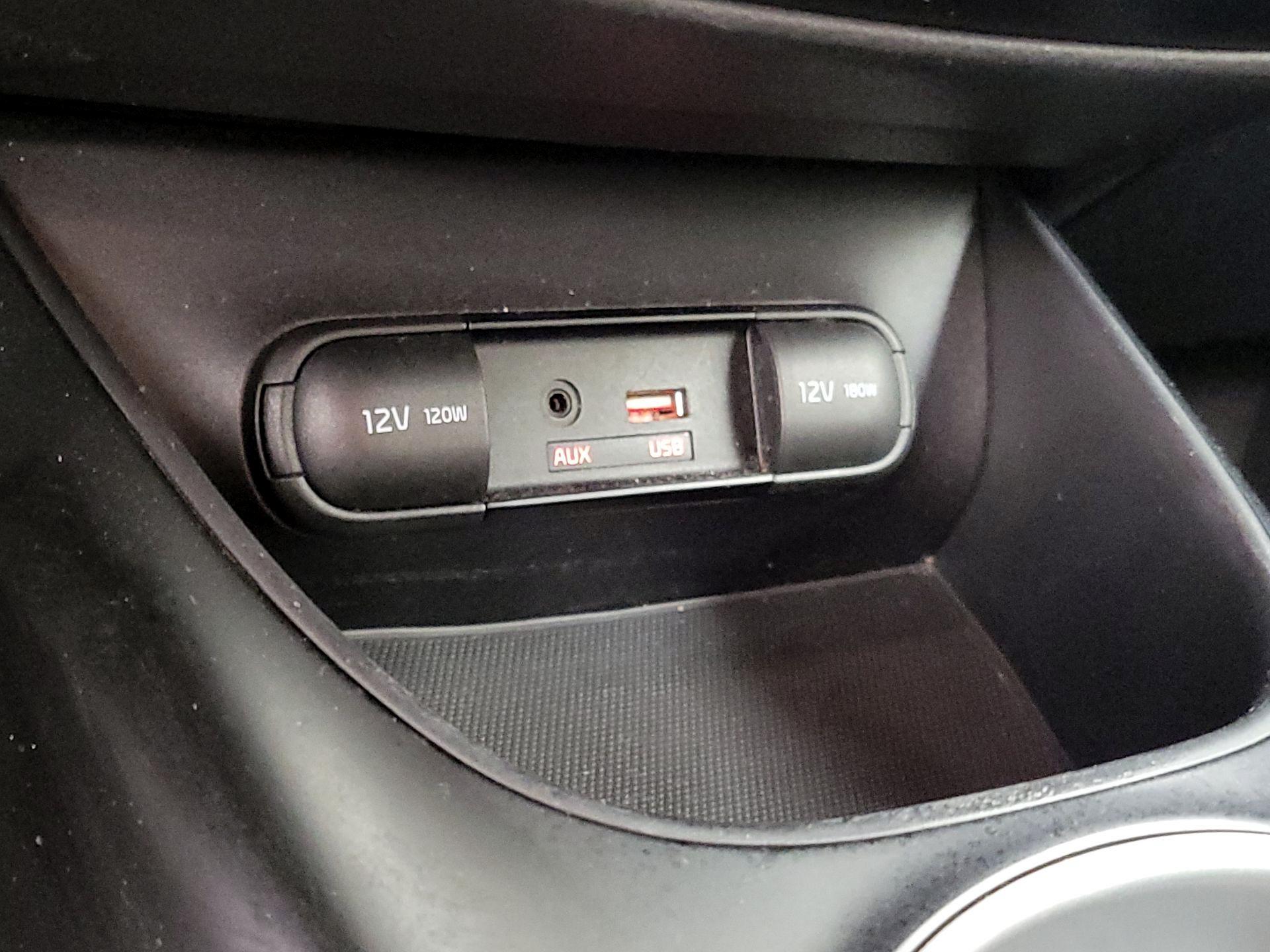 Thumbnail: 2019 Kia Soul - 18