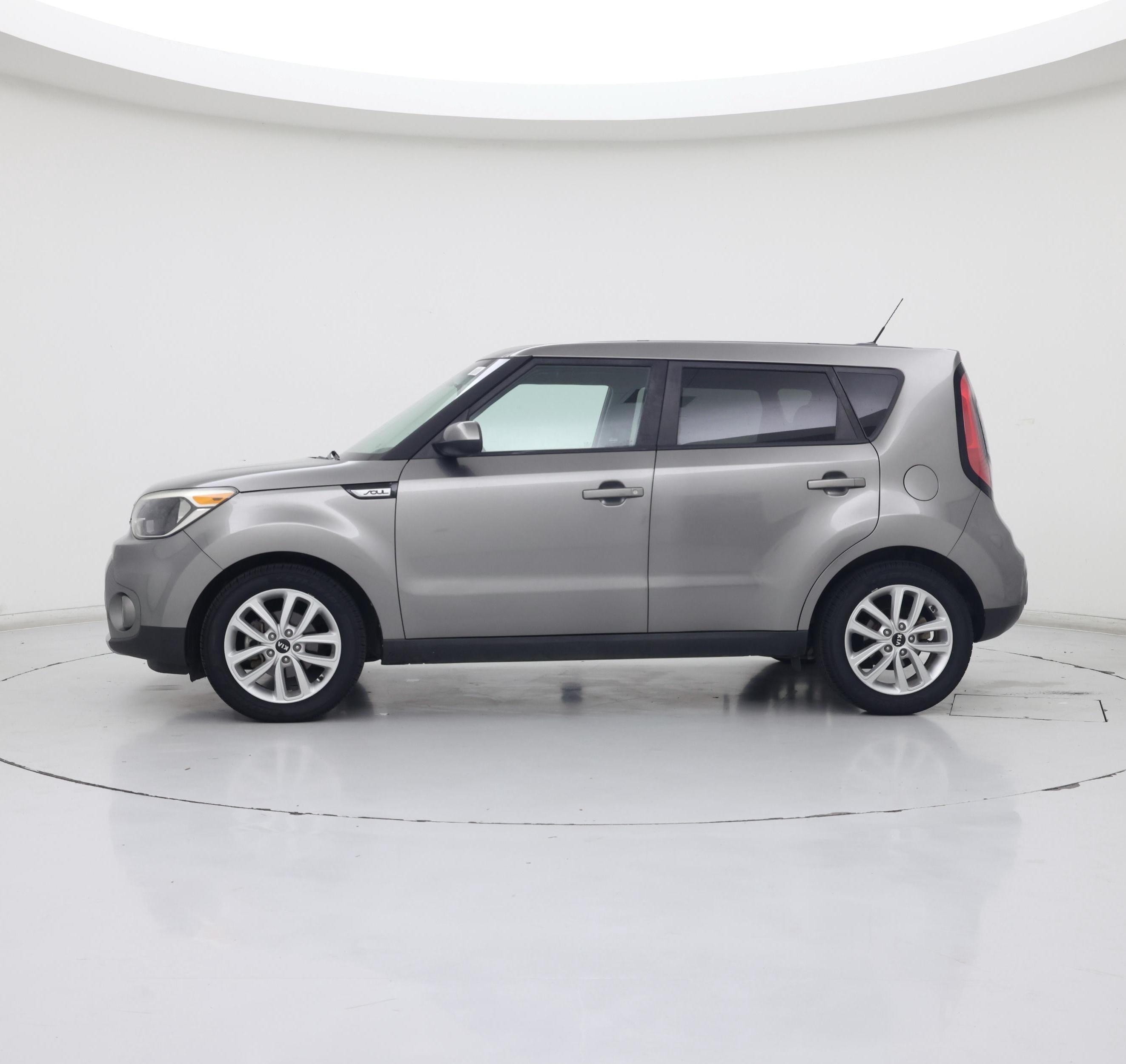 Thumbnail: 2019 Kia Soul - 3