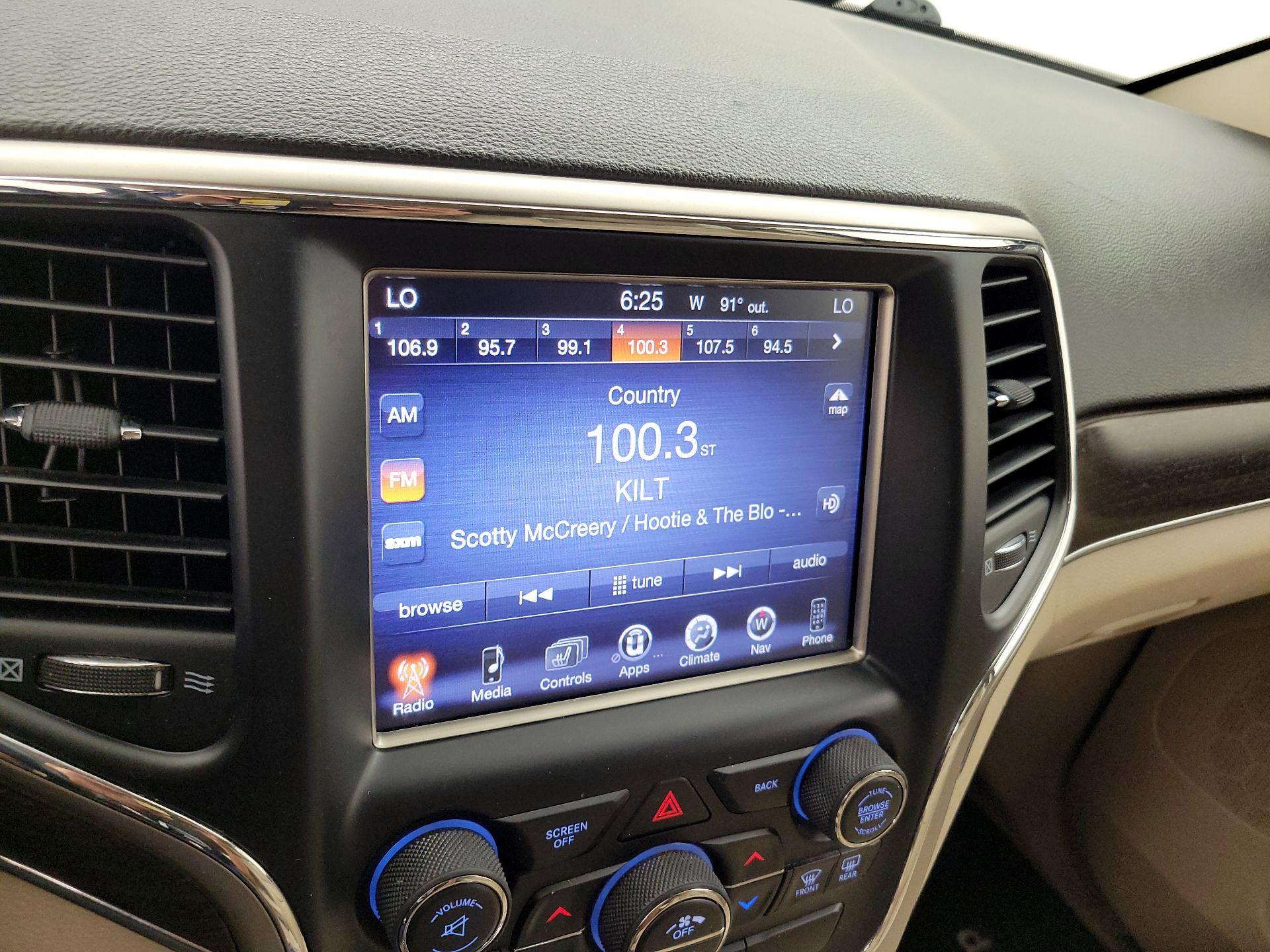 Thumbnail: 2014 Jeep Grand Cherokee - 15