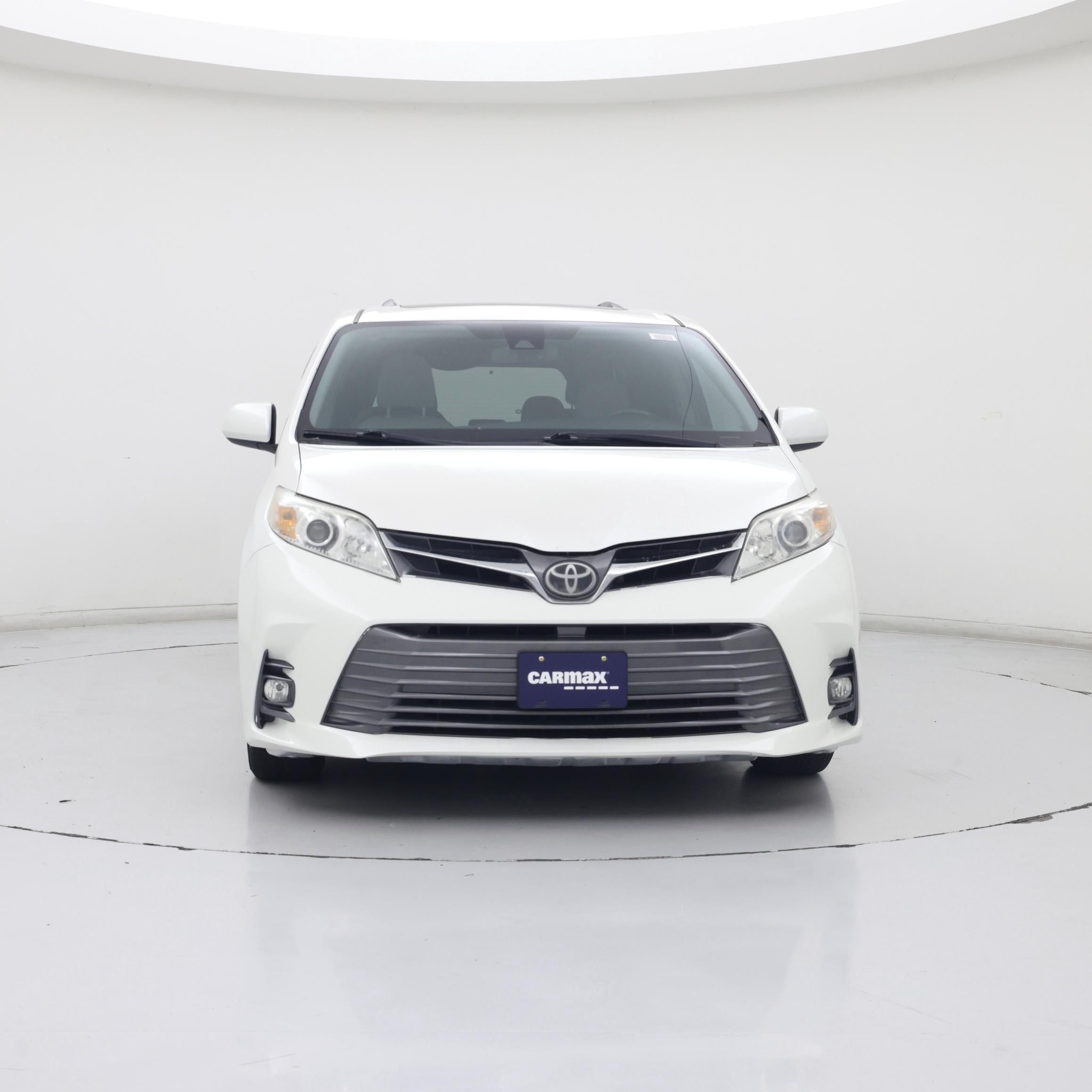 Thumbnail: 2018 Toyota Sienna - 5