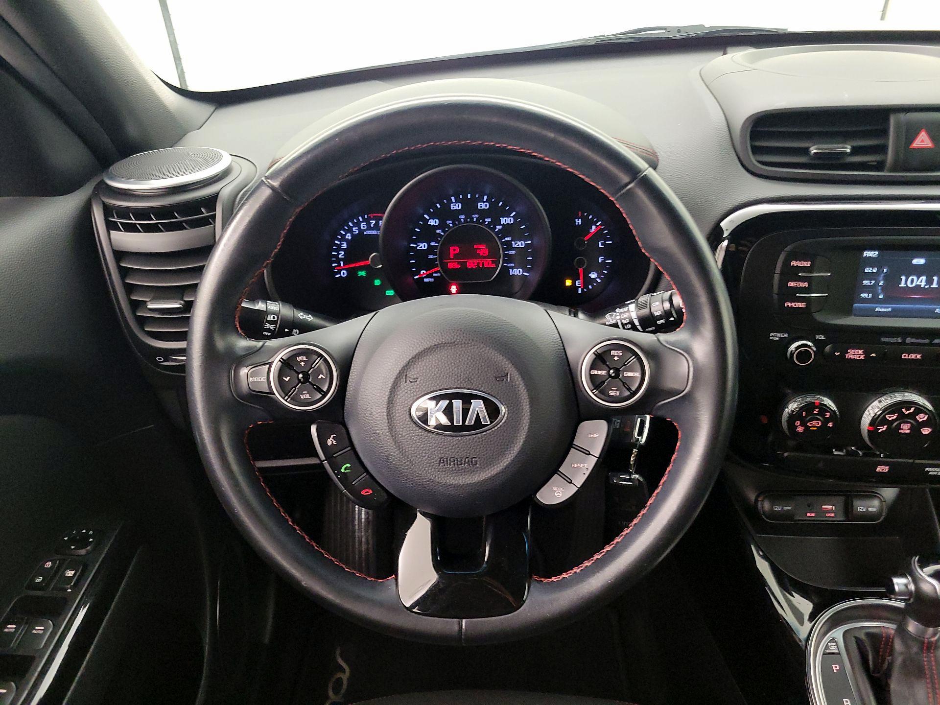 Thumbnail: 2016 Kia Soul - 10