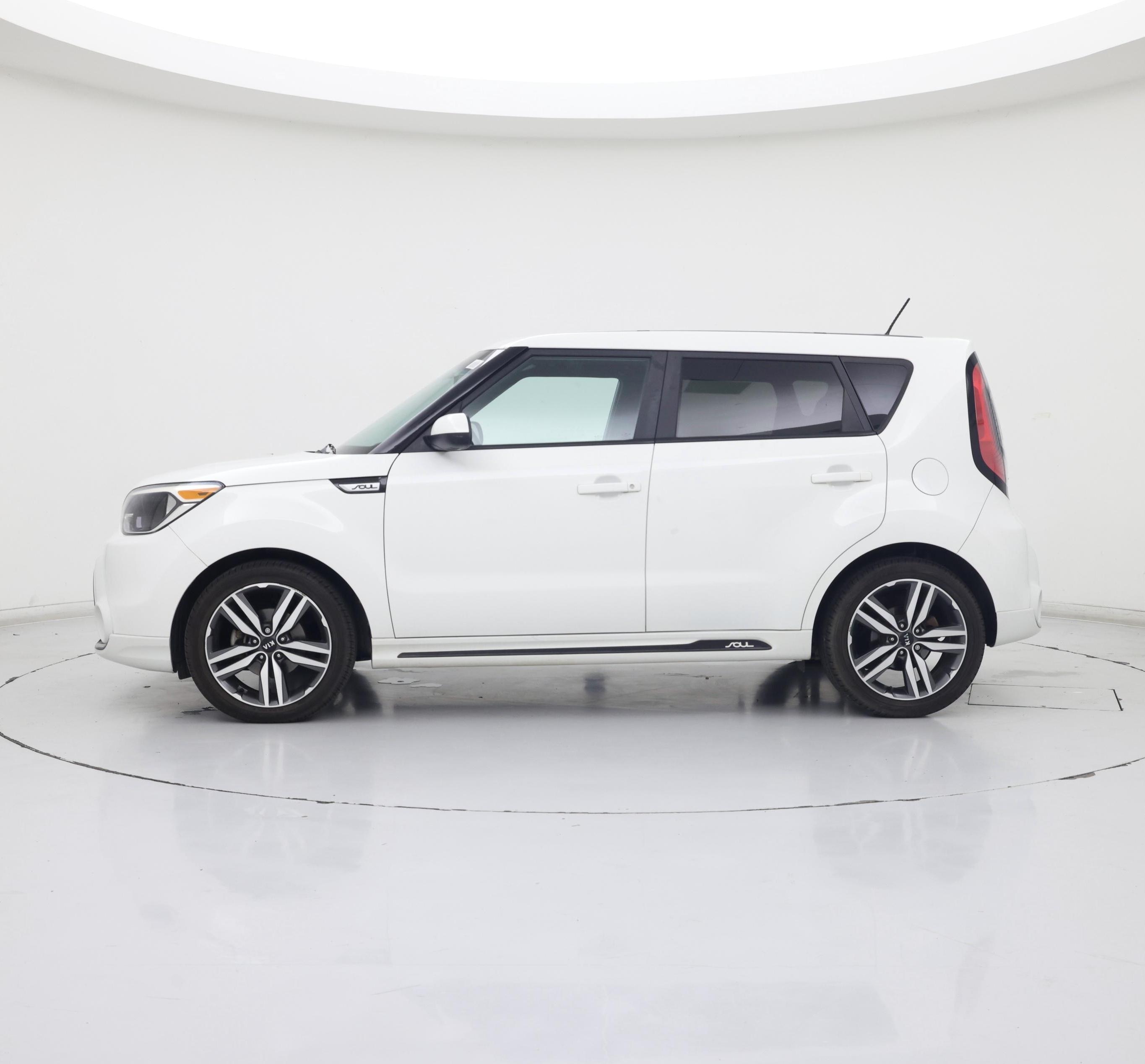 Thumbnail: 2016 Kia Soul - 3