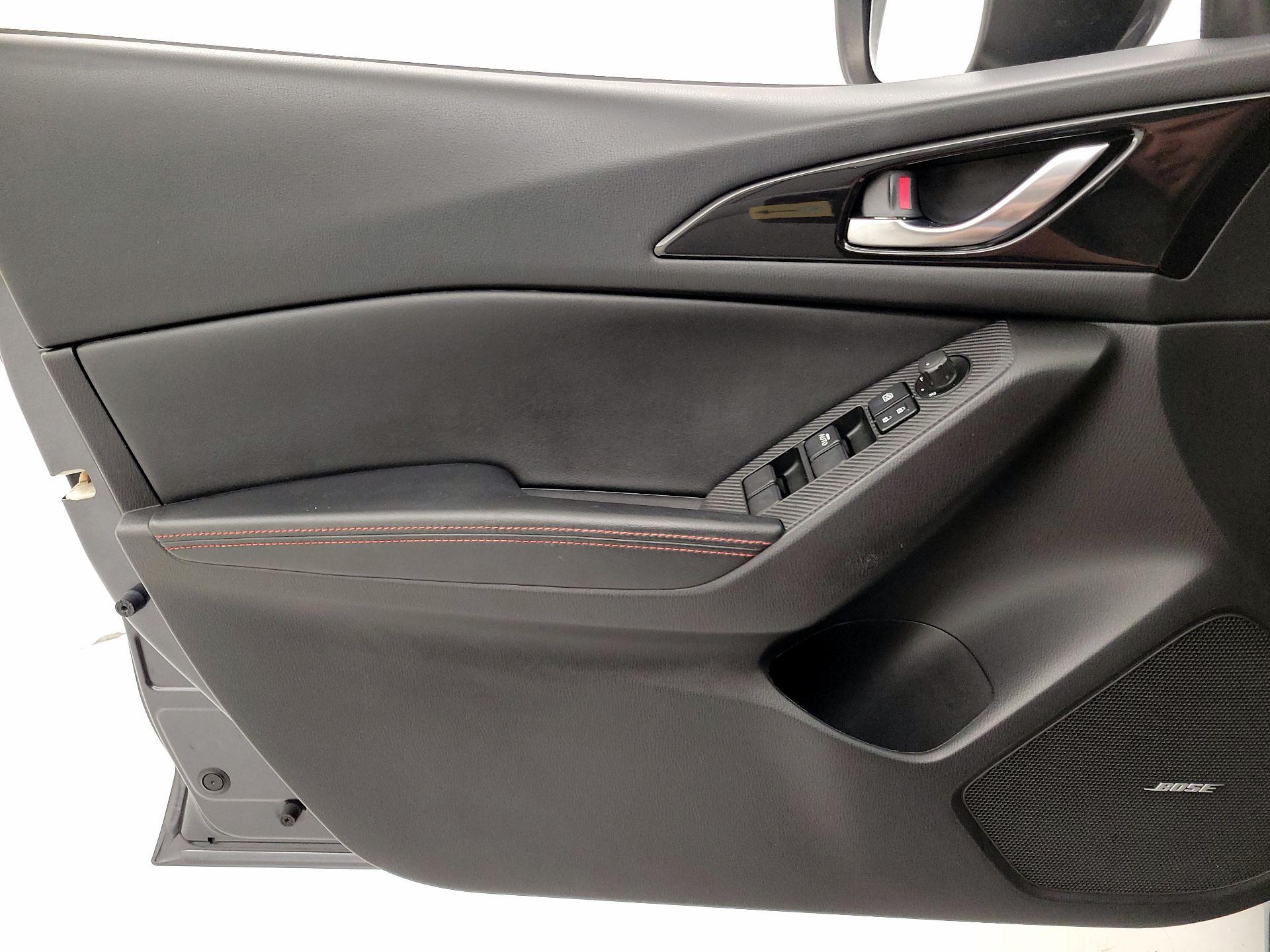 Thumbnail: 2015 Mazda Mazda3 - 12