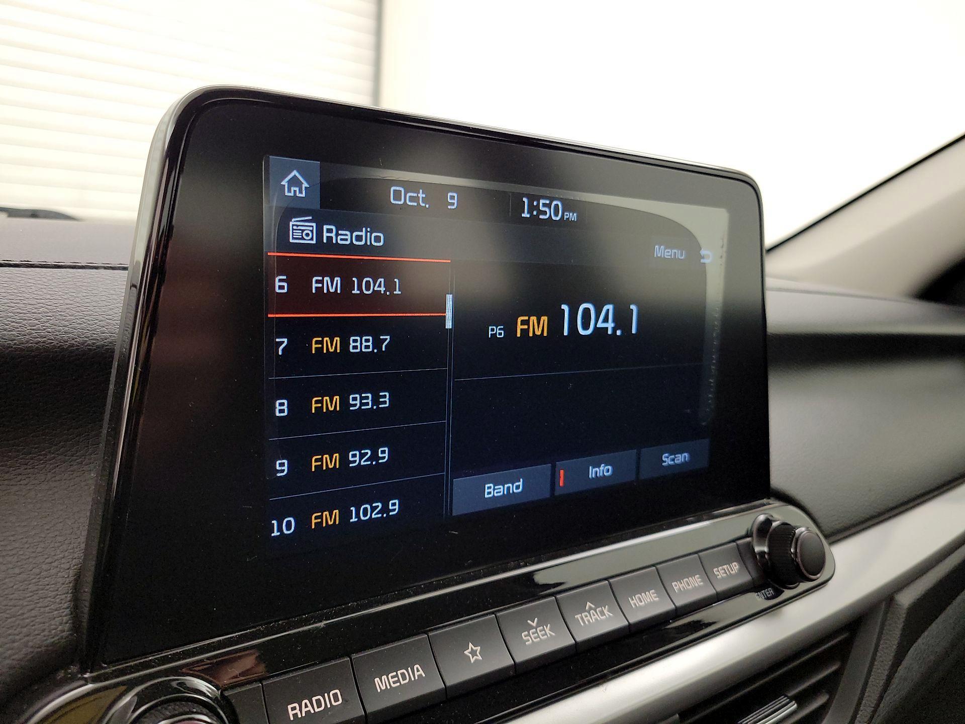 Thumbnail: 2021 Kia Forte - 15