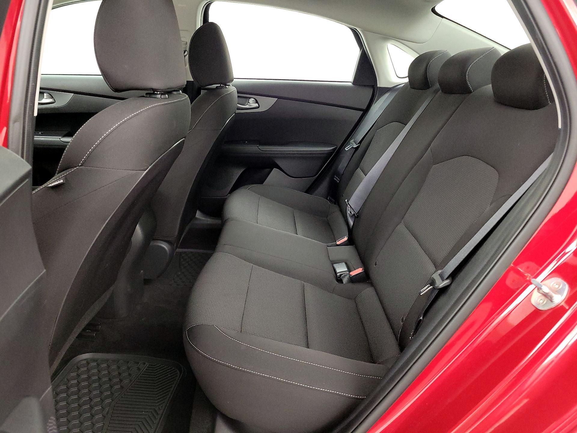 Thumbnail: 2021 Kia Forte - 19