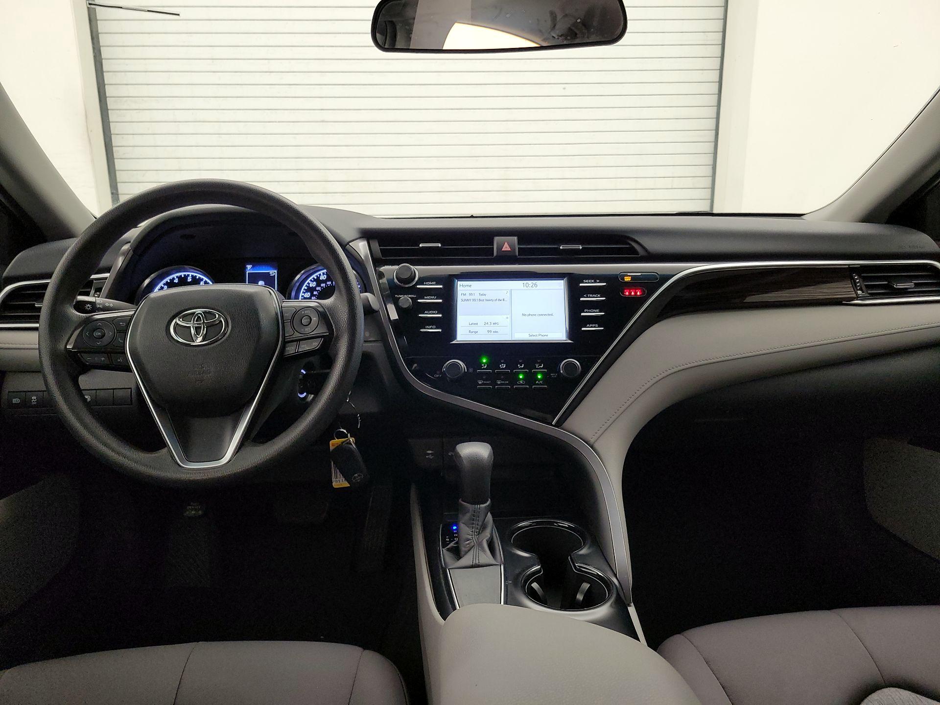 Thumbnail: 2018 Toyota Camry - 9