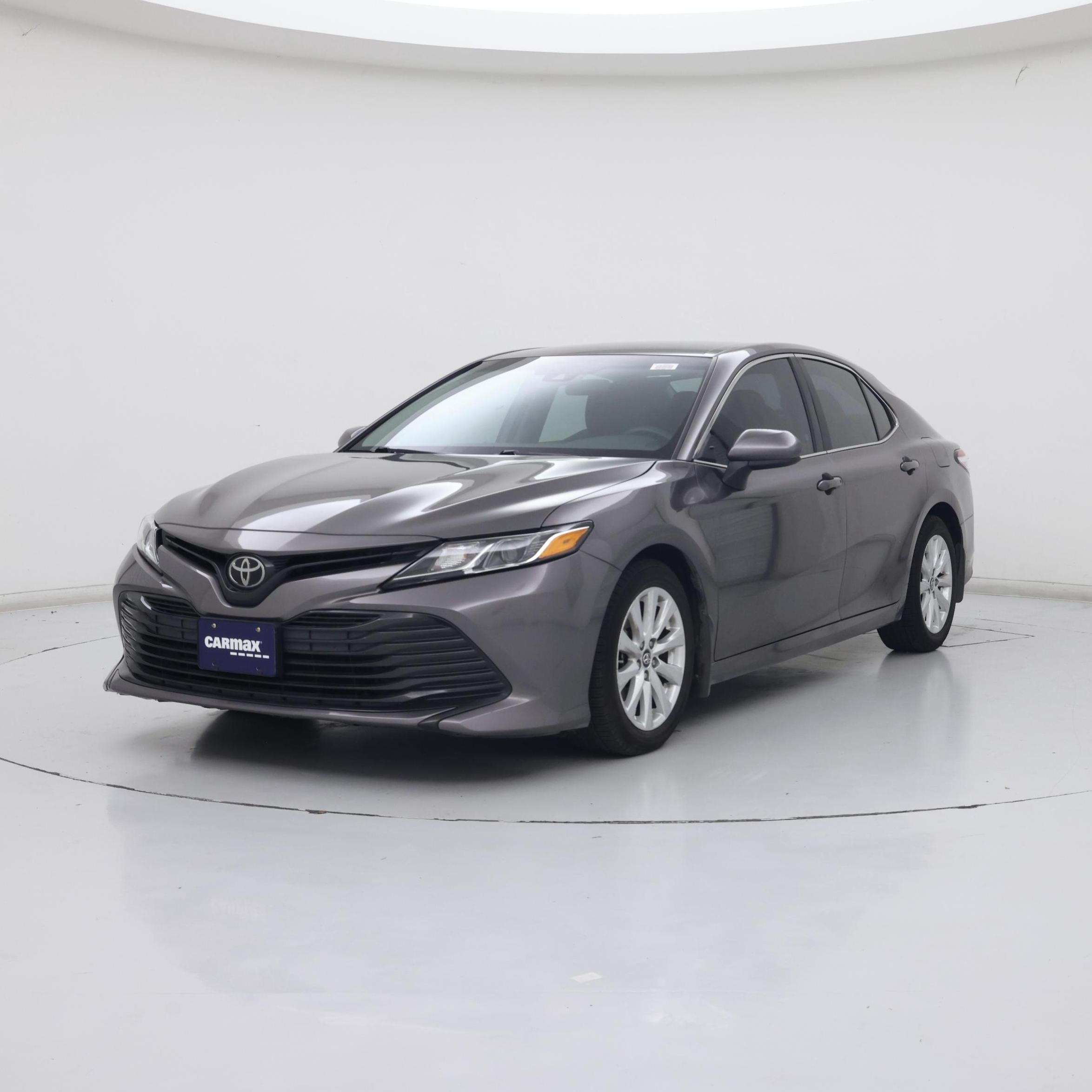 Thumbnail: 2018 Toyota Camry - 4