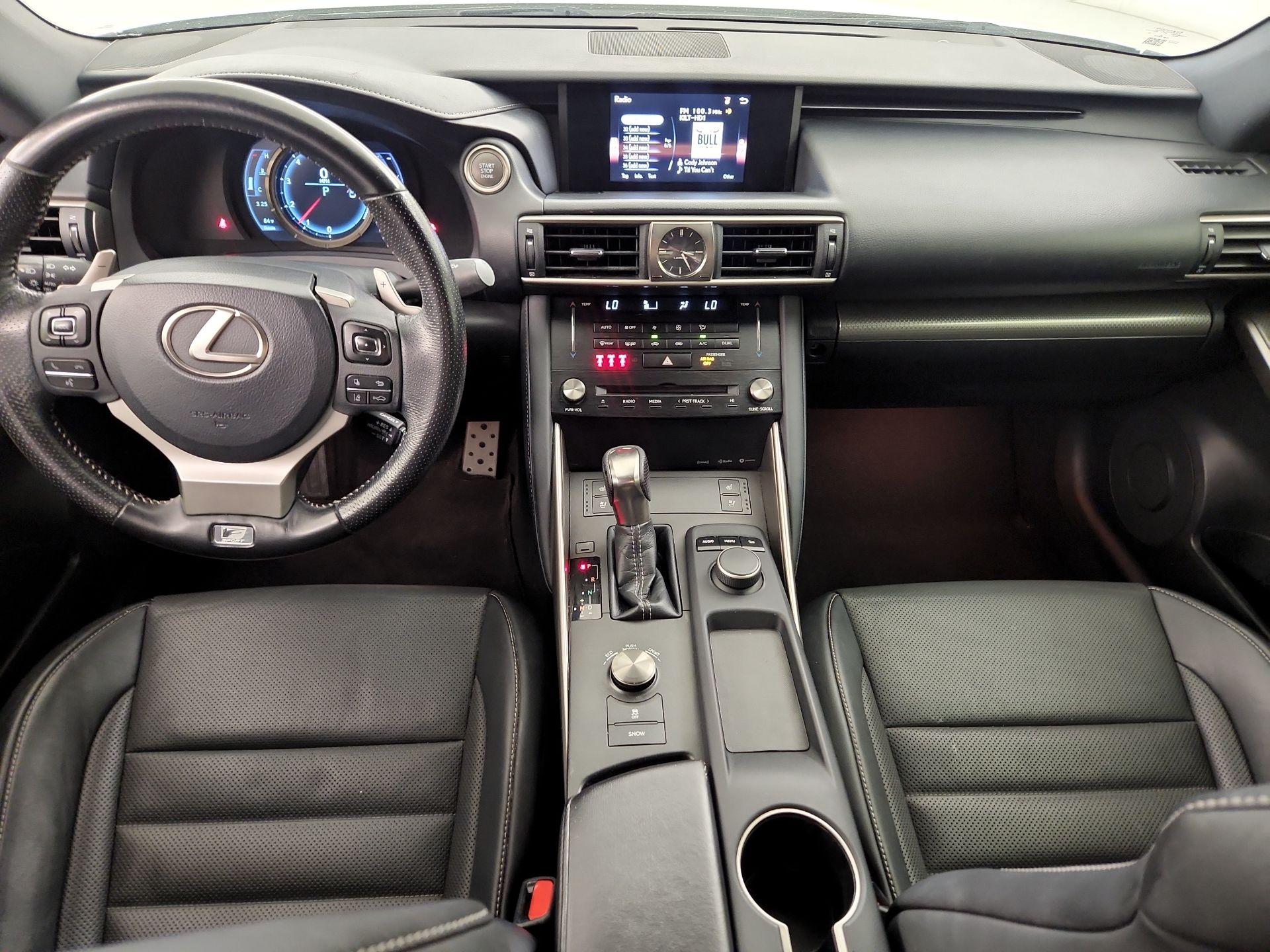 Thumbnail: 2017 Lexus IS - 9