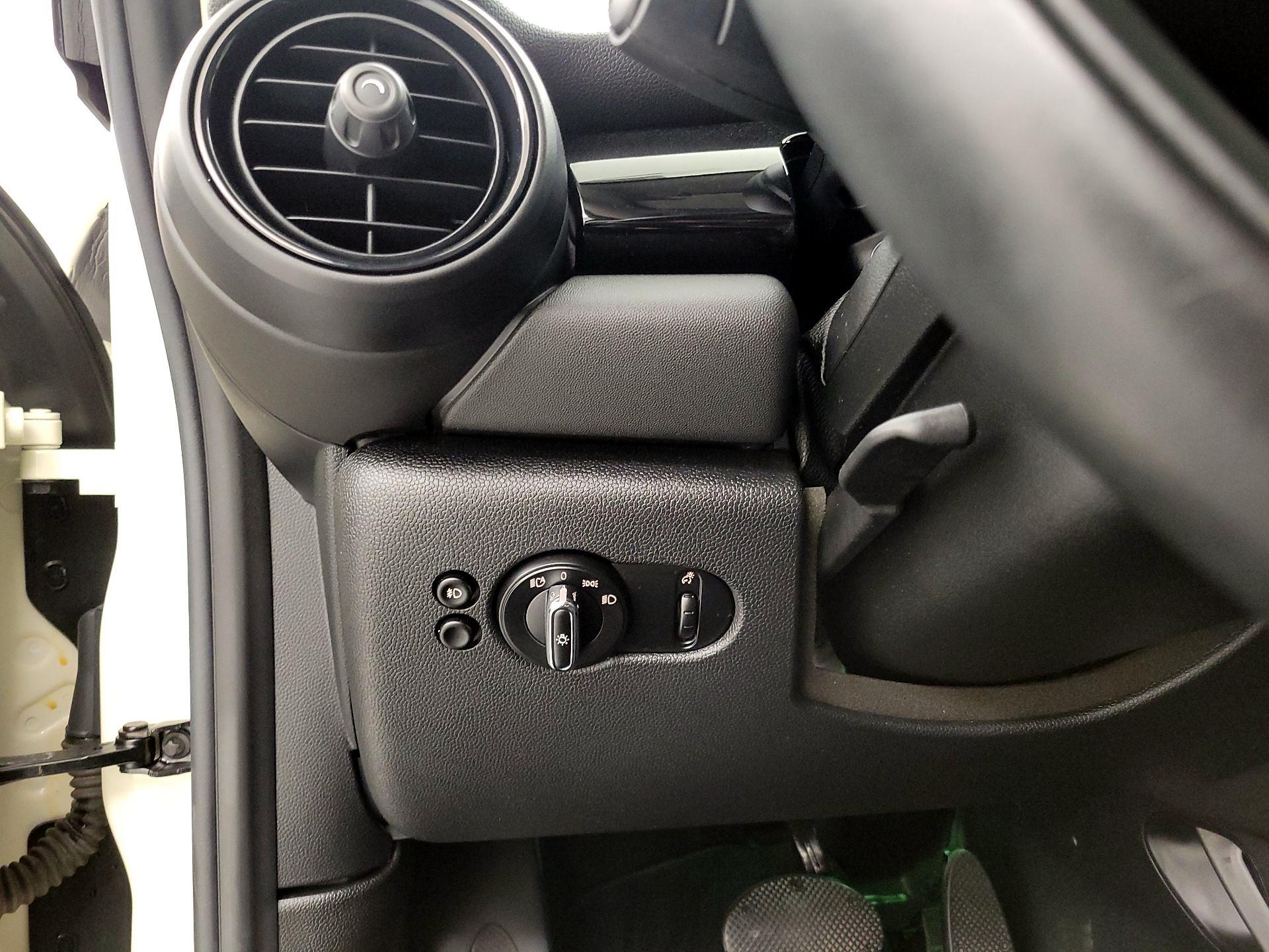 Thumbnail: 2021 MINI Cooper Hardtop - 13
