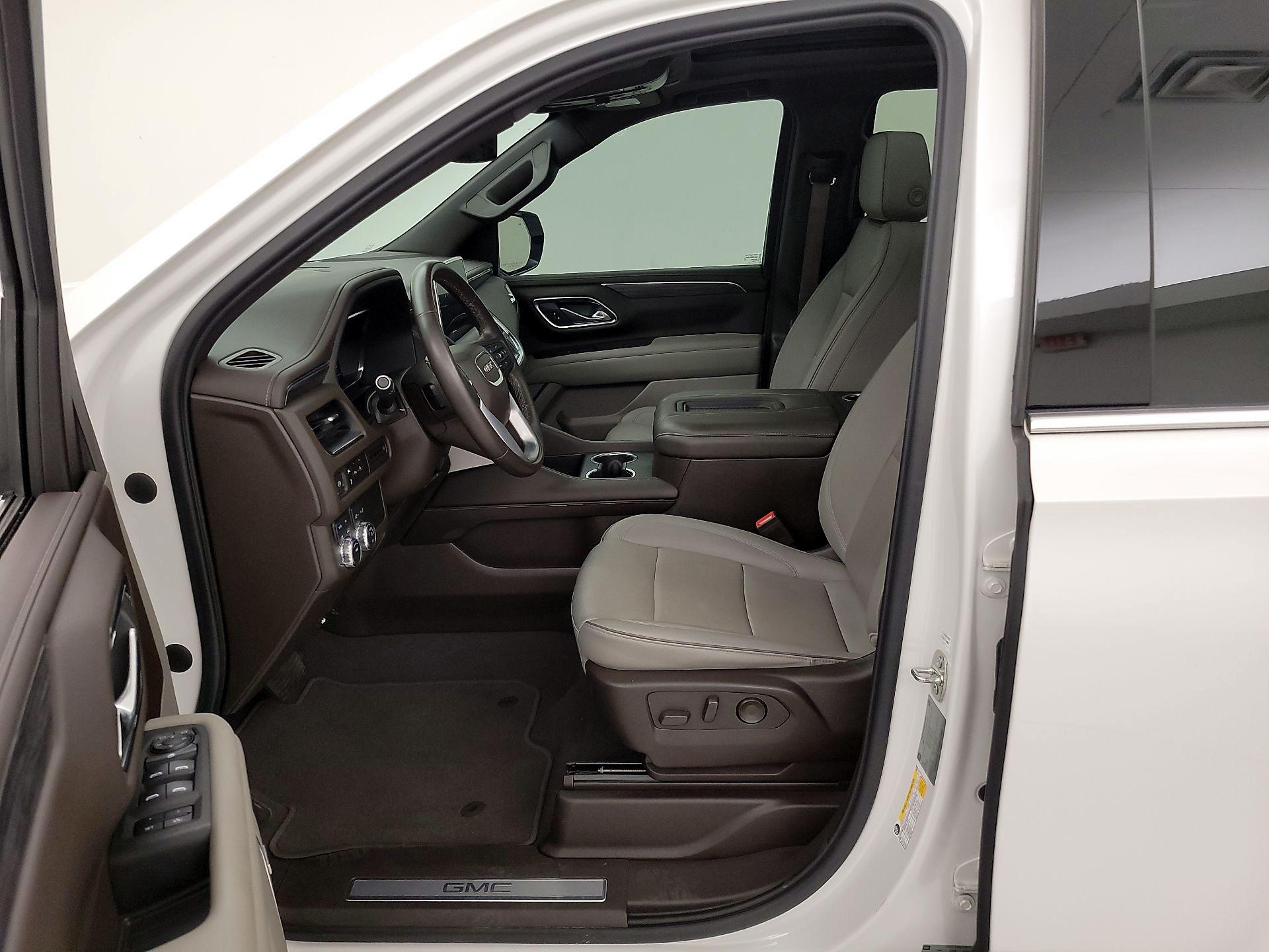 Thumbnail: 2023 GMC Yukon - 11