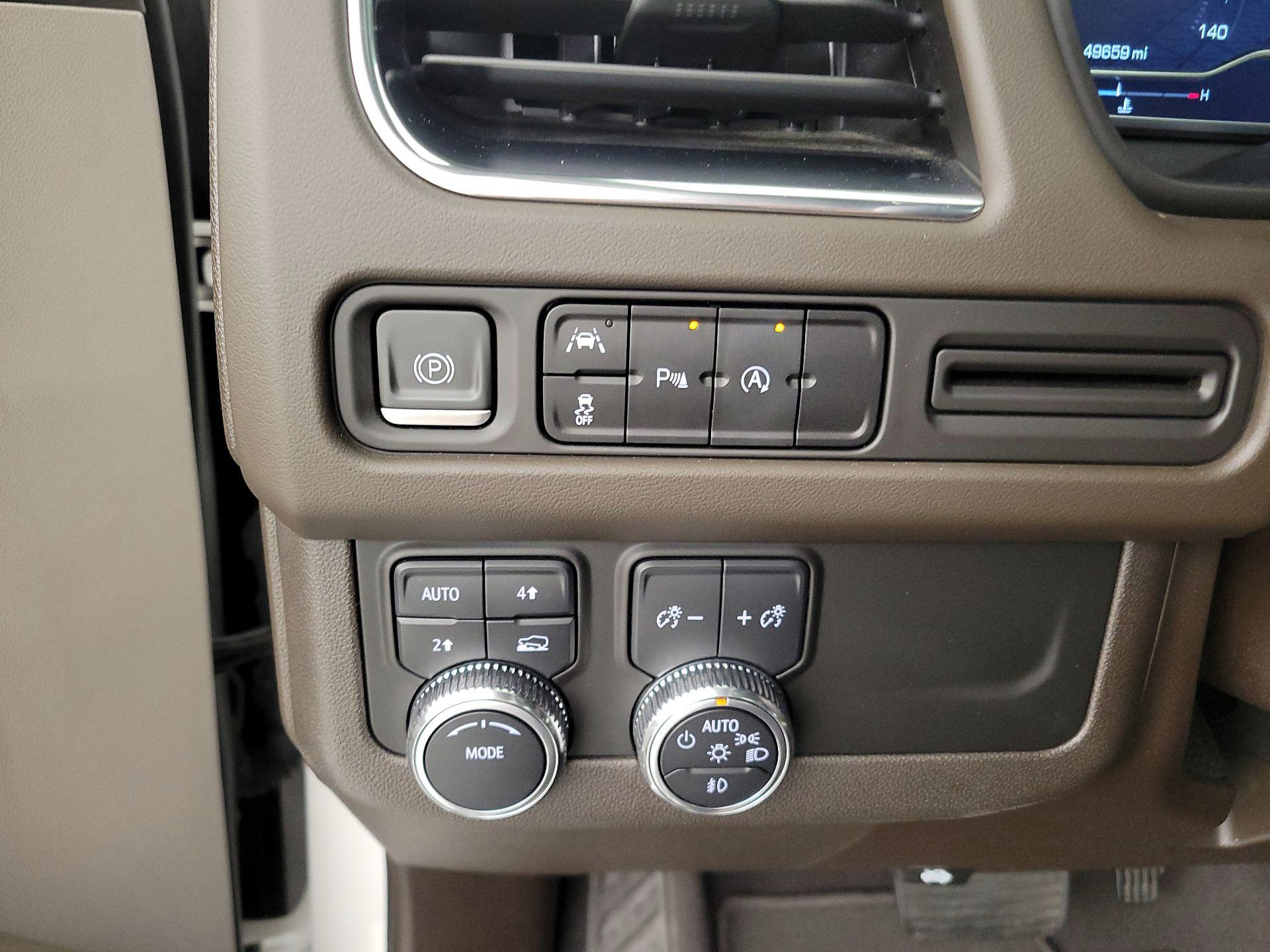 Thumbnail: 2023 GMC Yukon - 13