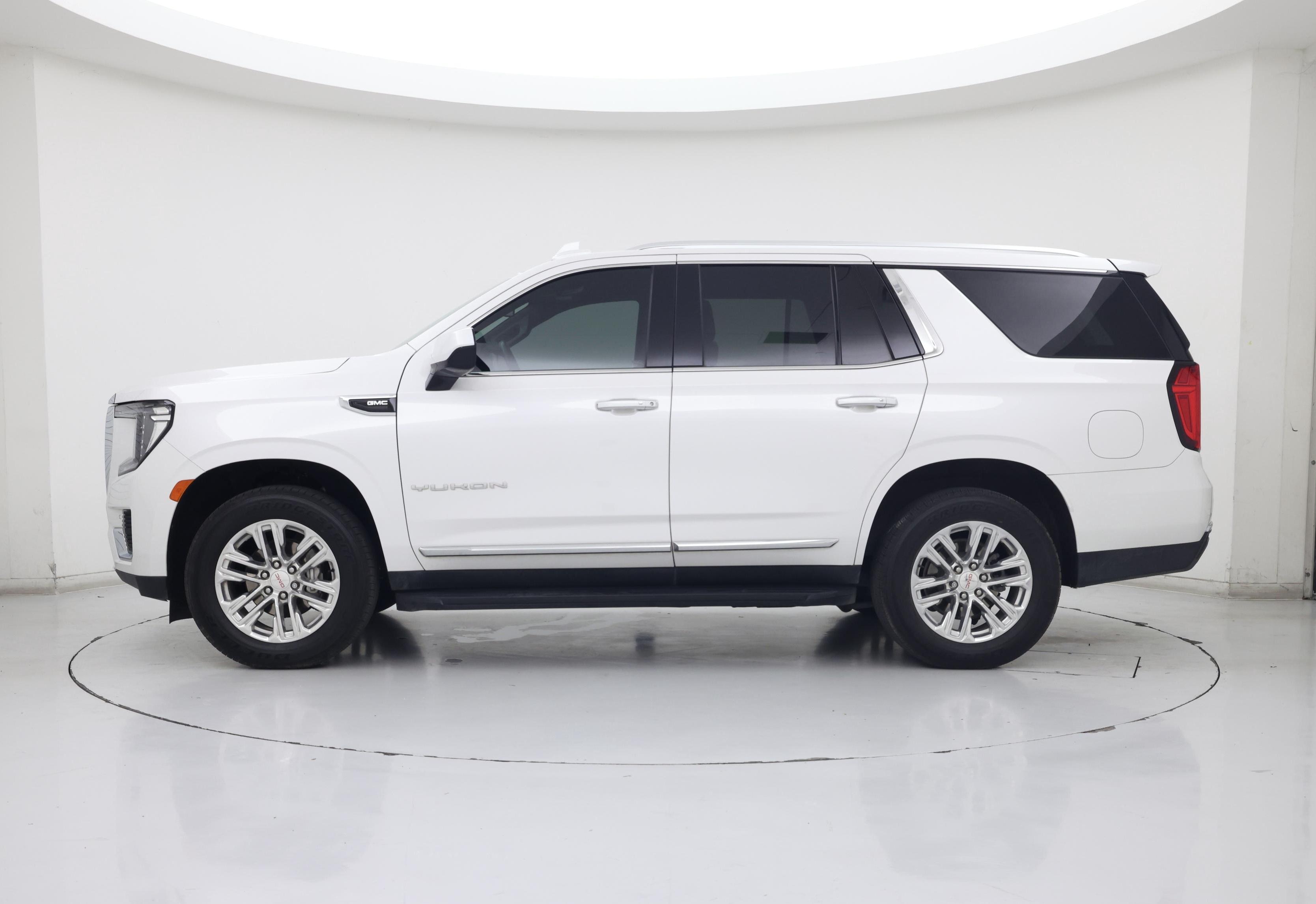 Thumbnail: 2023 GMC Yukon - 3