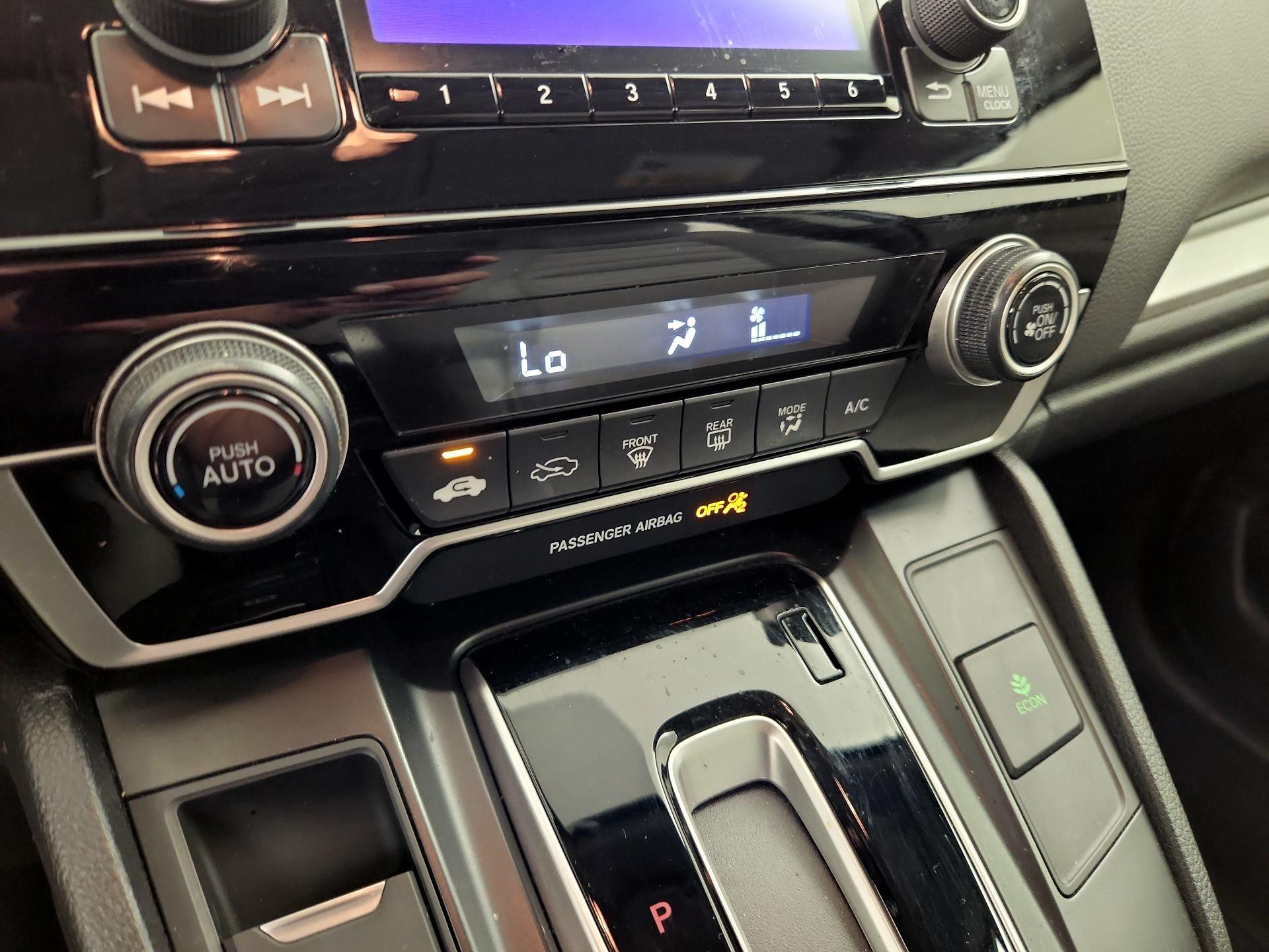 Thumbnail: 2018 Honda CR-V - 16
