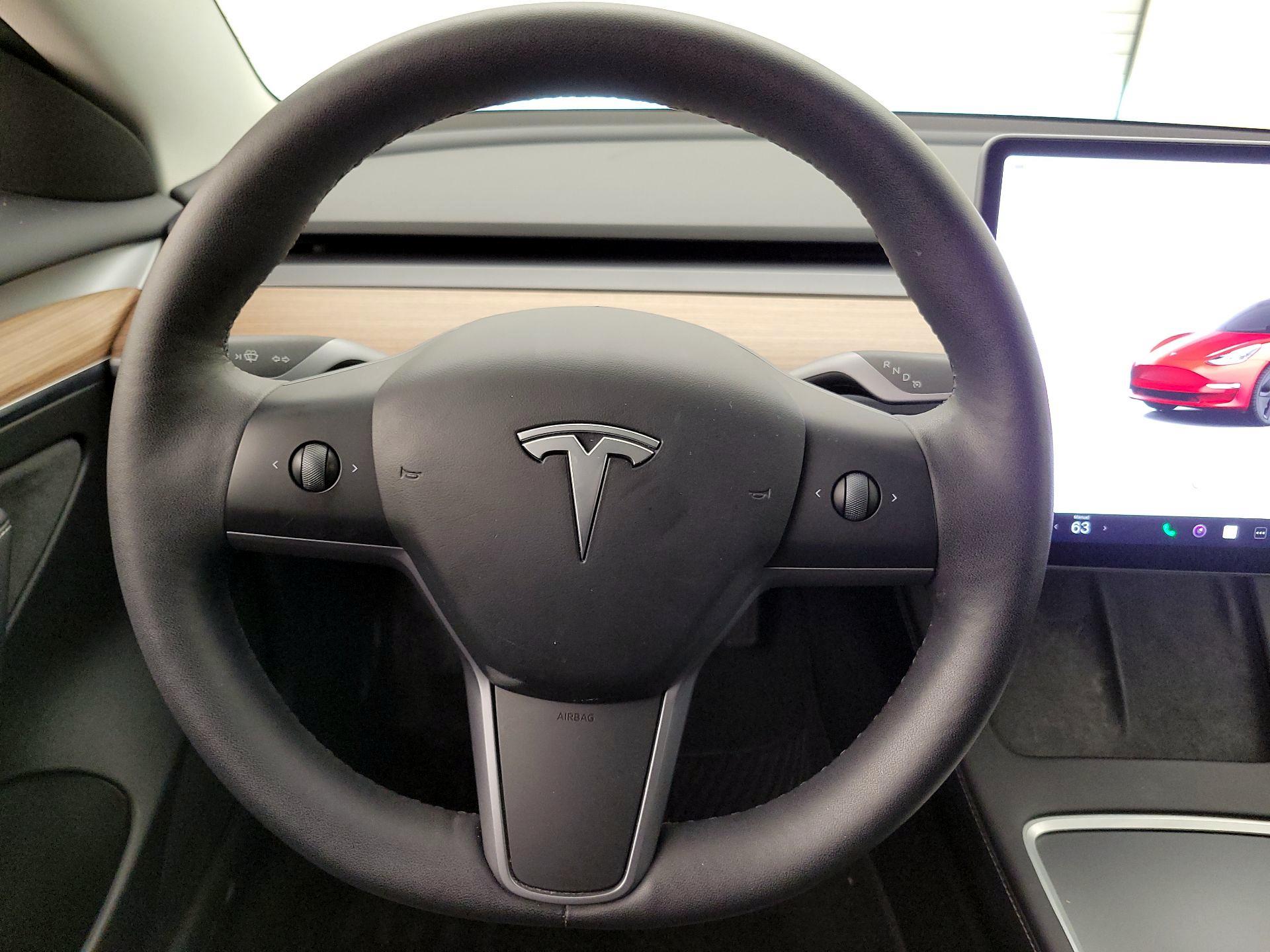 Thumbnail: 2023 Tesla Model 3 - 10