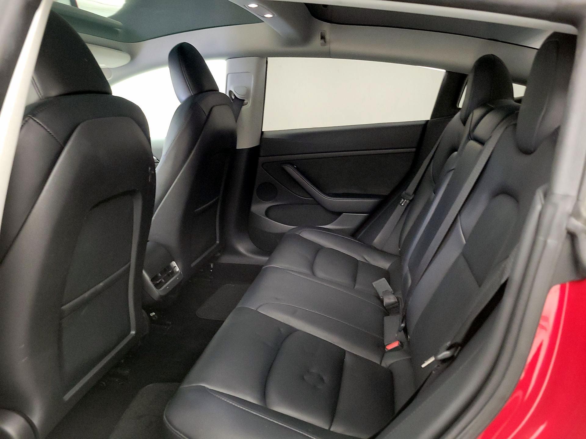 Thumbnail: 2023 Tesla Model 3 - 19