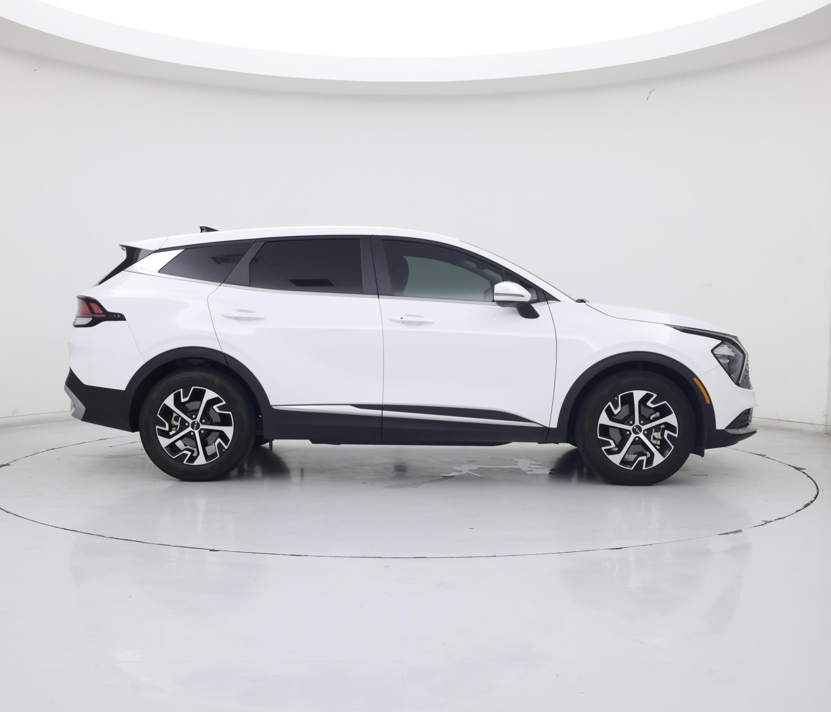 Thumbnail: 2023 Kia Sportage - 7