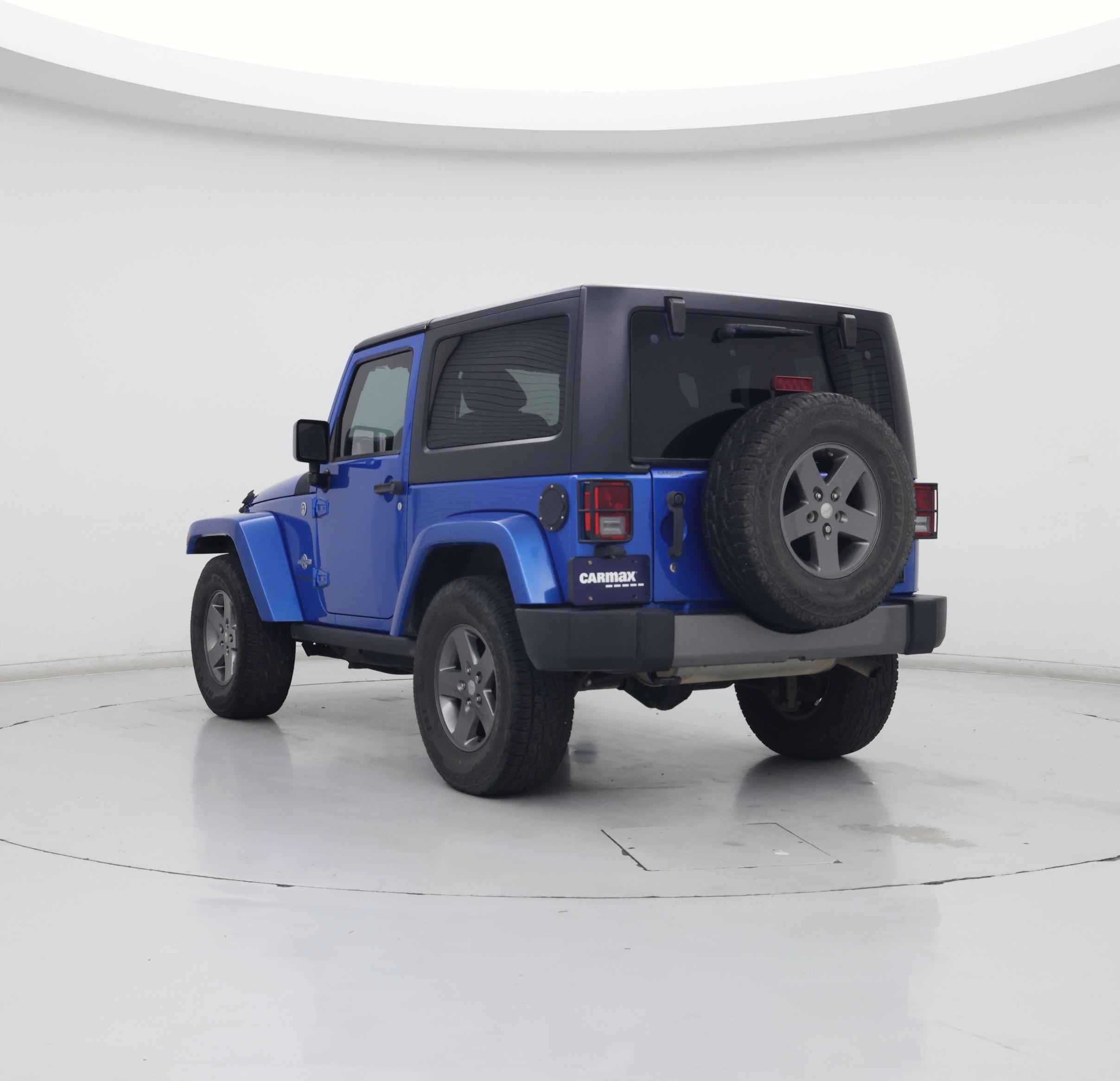 Thumbnail: 2015 Jeep Wrangler - 2