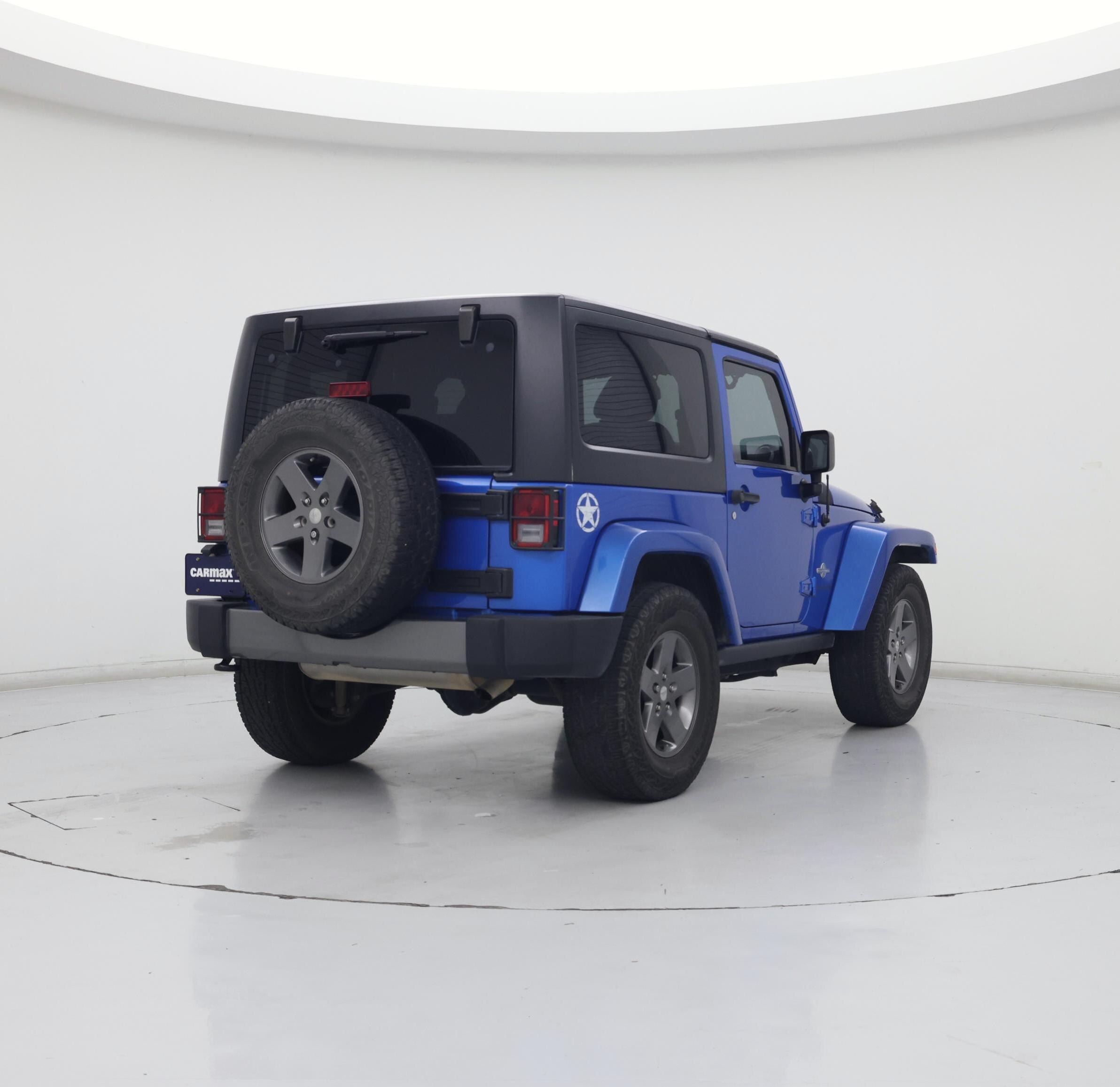 Thumbnail: 2015 Jeep Wrangler - 8