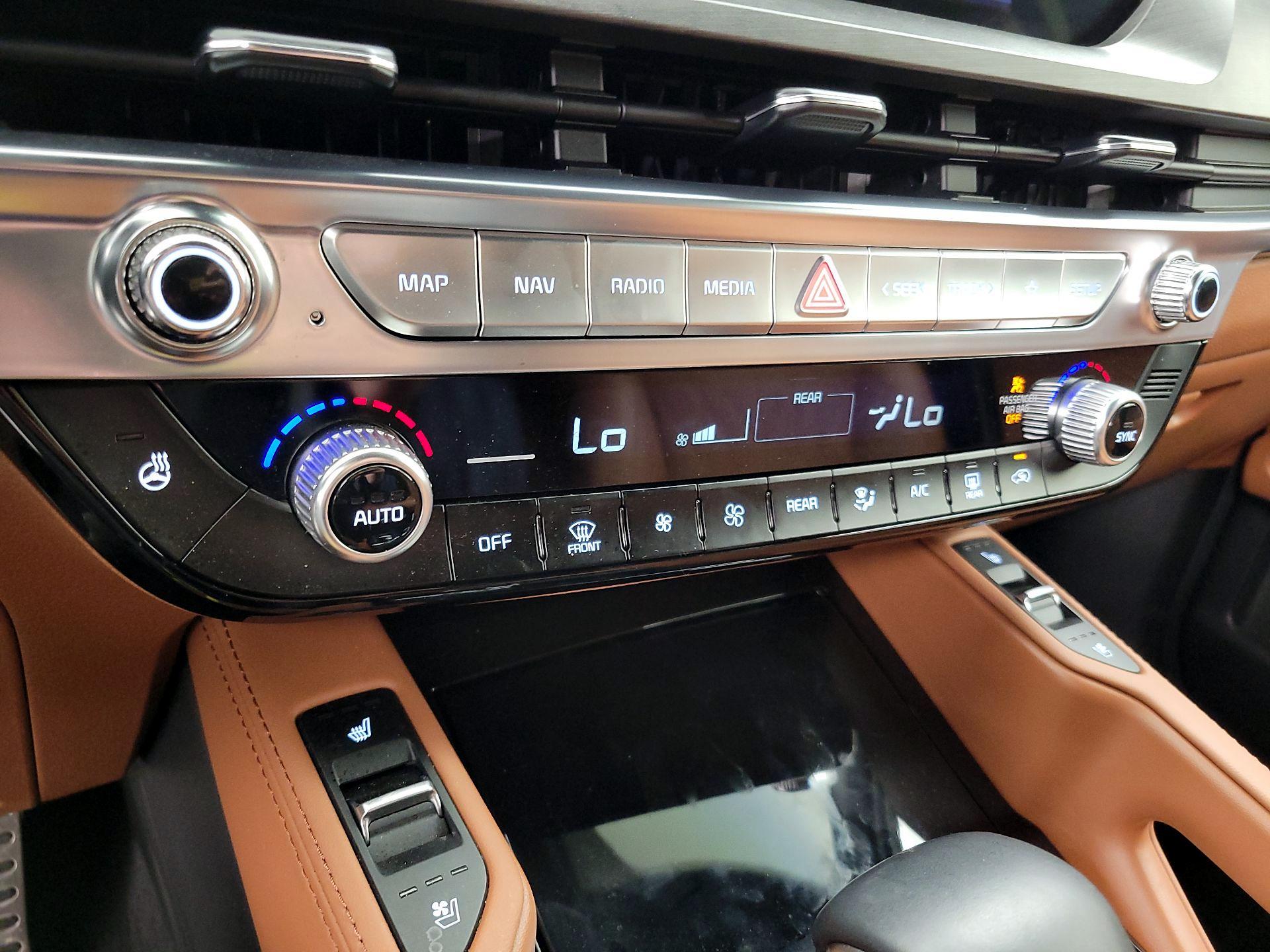 Thumbnail: 2025 Kia Telluride - 17