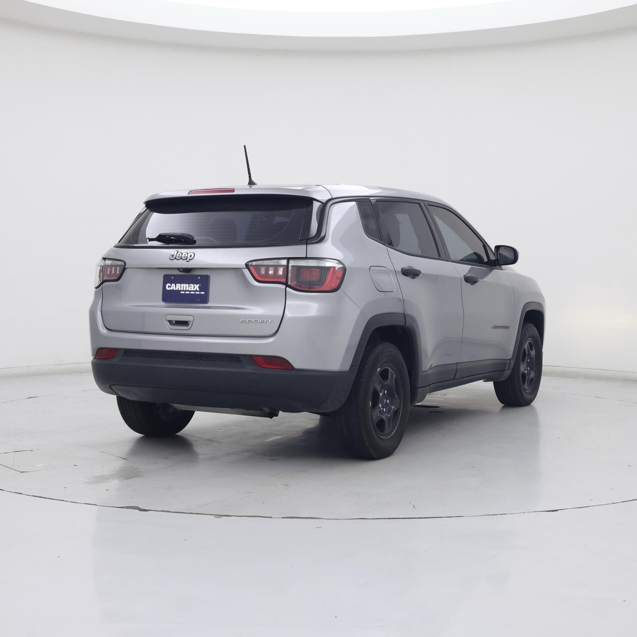 Thumbnail: 2018 Jeep Compass - 8