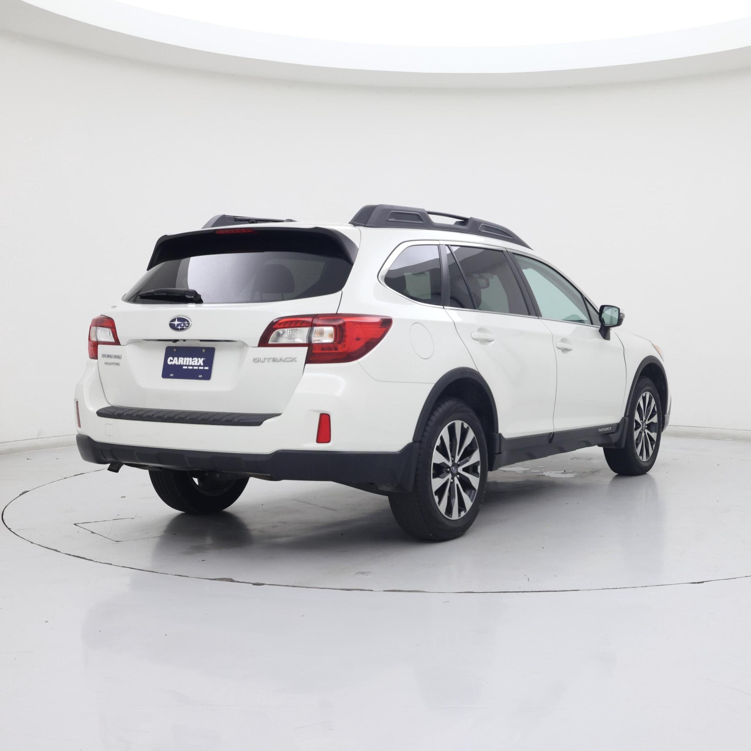 Thumbnail: 2015 Subaru Outback - 8
