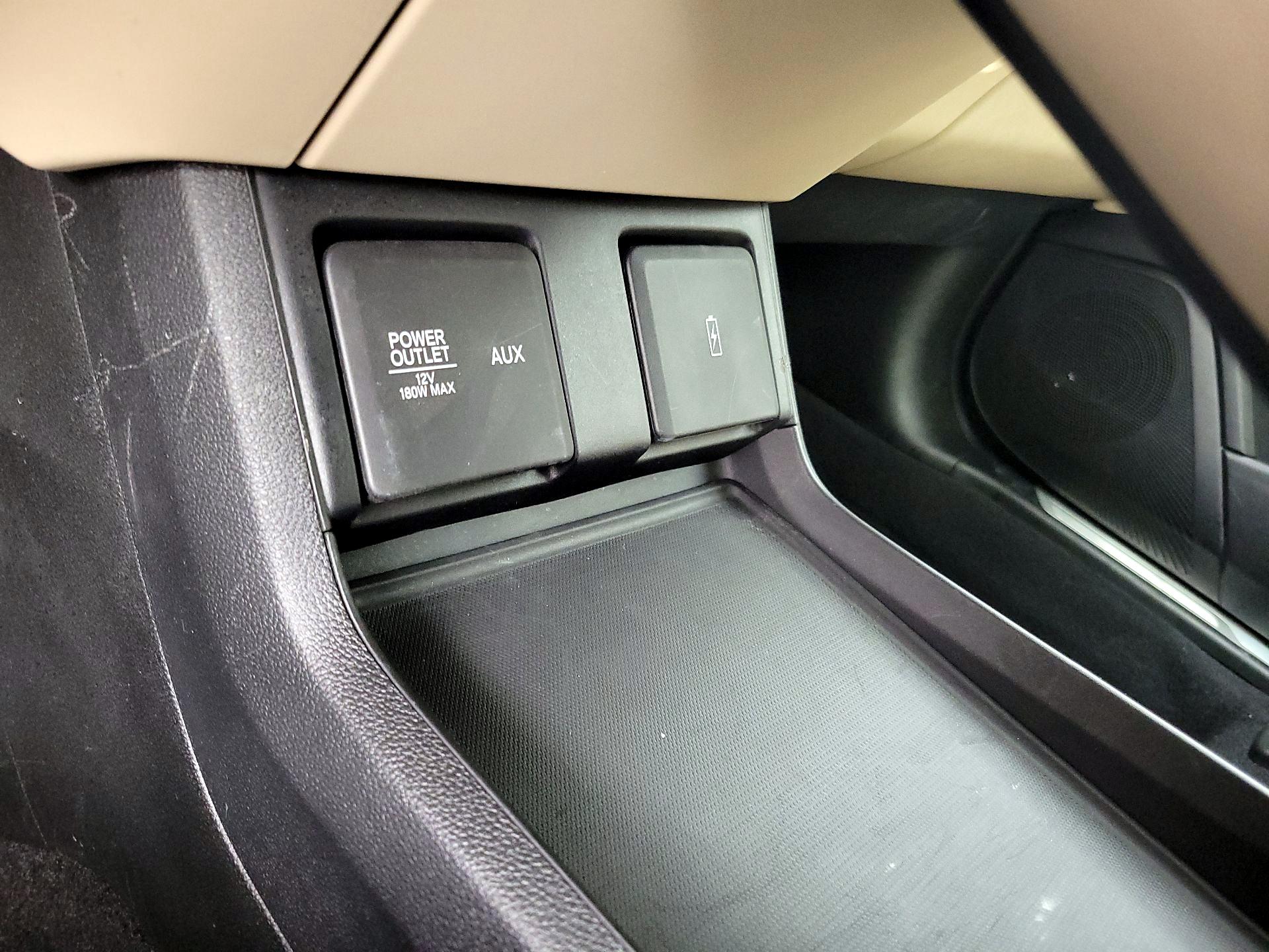 Thumbnail: 2021 Acura RDX - 18