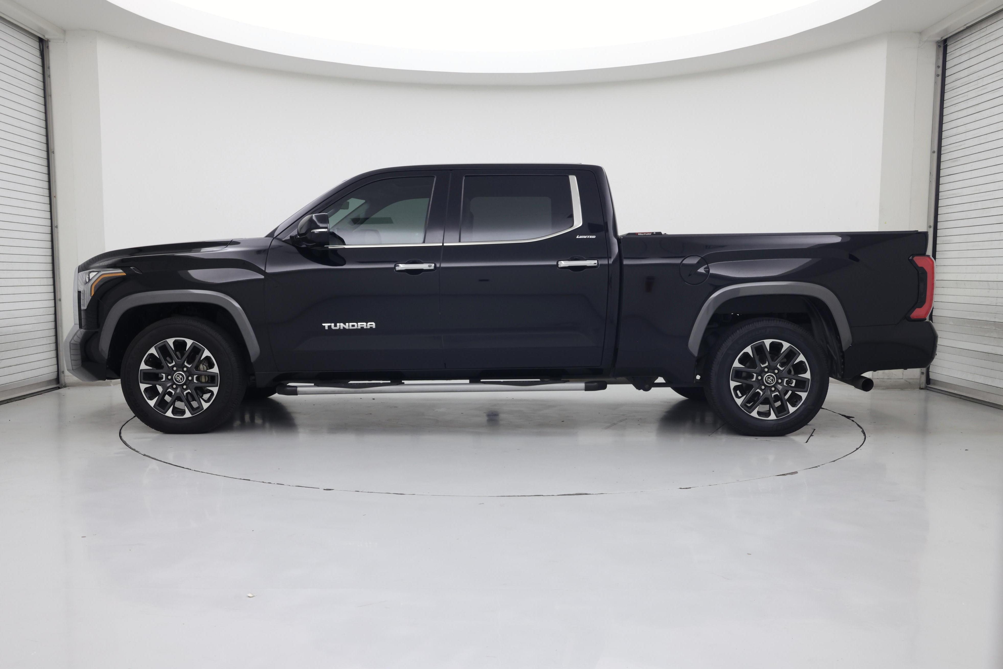 Thumbnail: 2022 Toyota Tundra - 3
