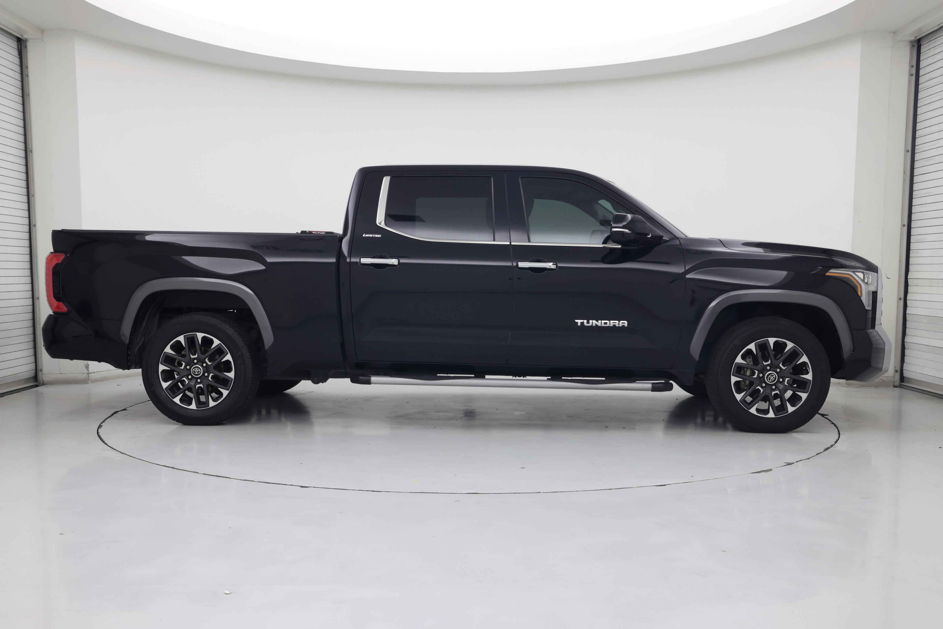 Thumbnail: 2022 Toyota Tundra - 7