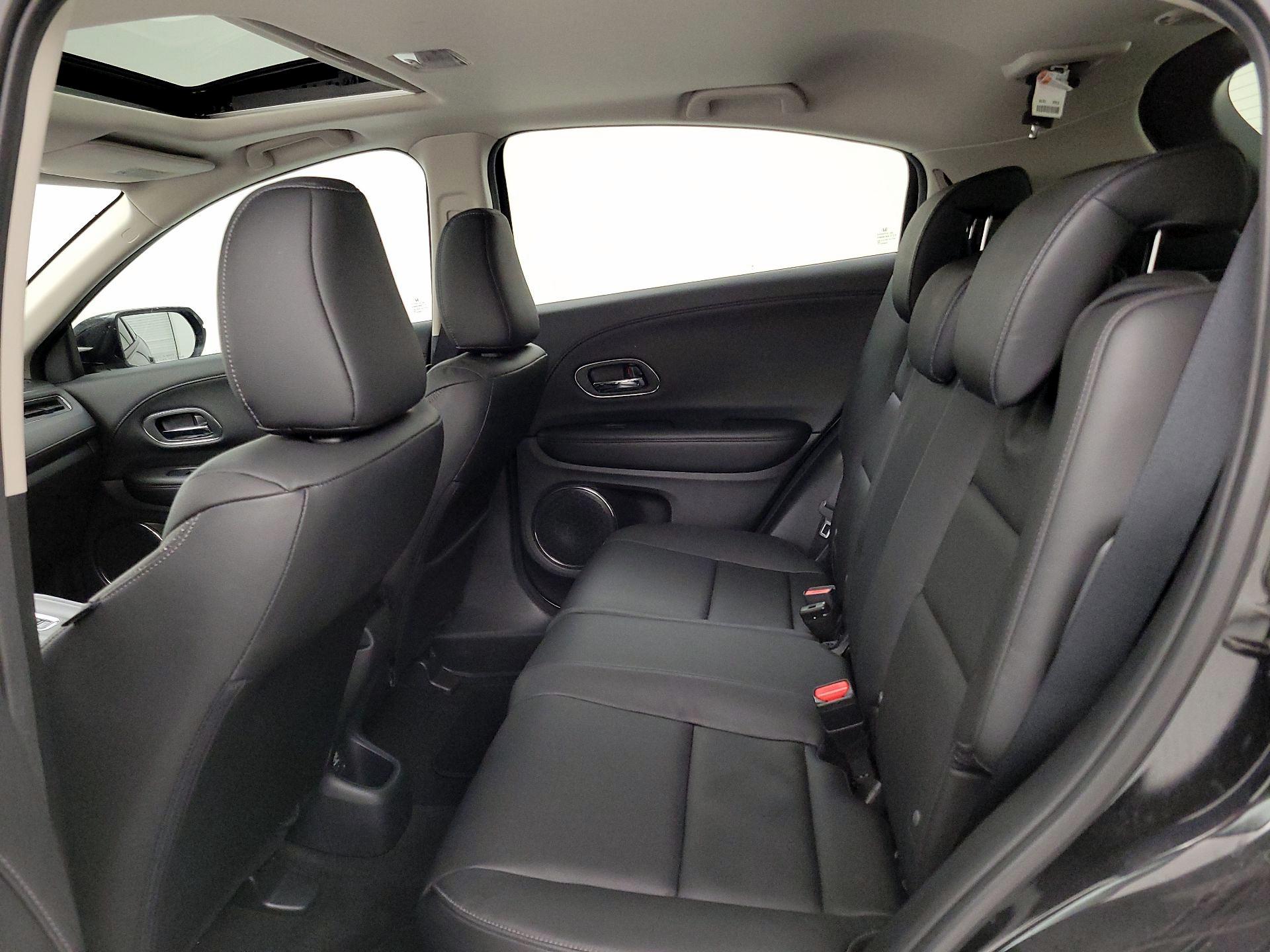 Thumbnail: 2017 Honda HR-V - 20