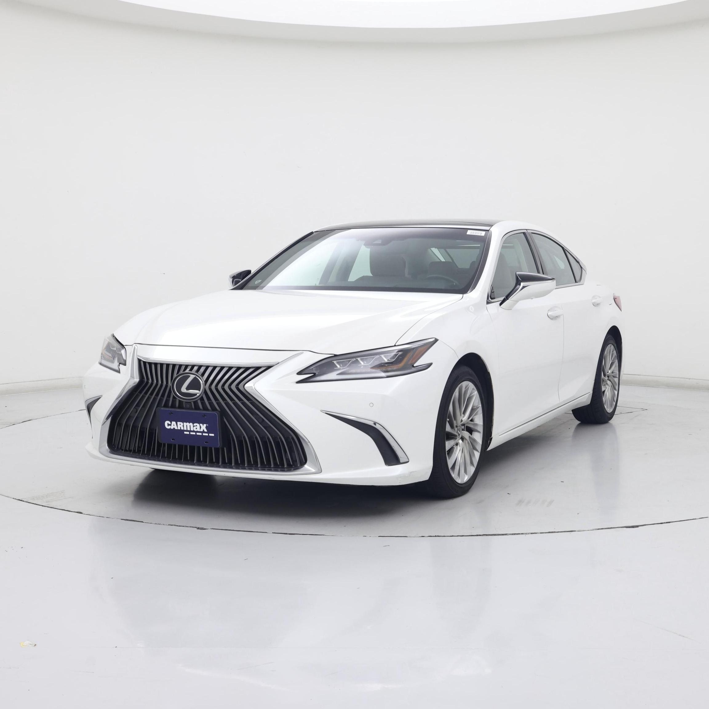 Thumbnail: 2019 Lexus ES - 4