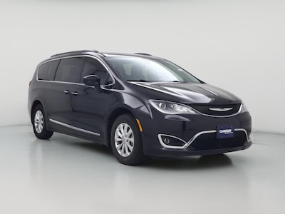 Black 2017 Chrysler Pacifica Touring L