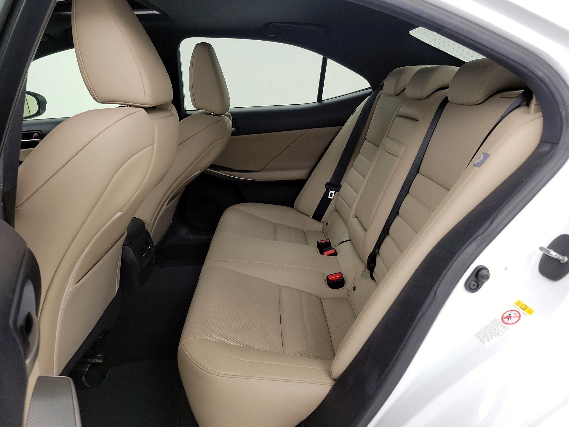 Thumbnail: 2017 Lexus IS - 20