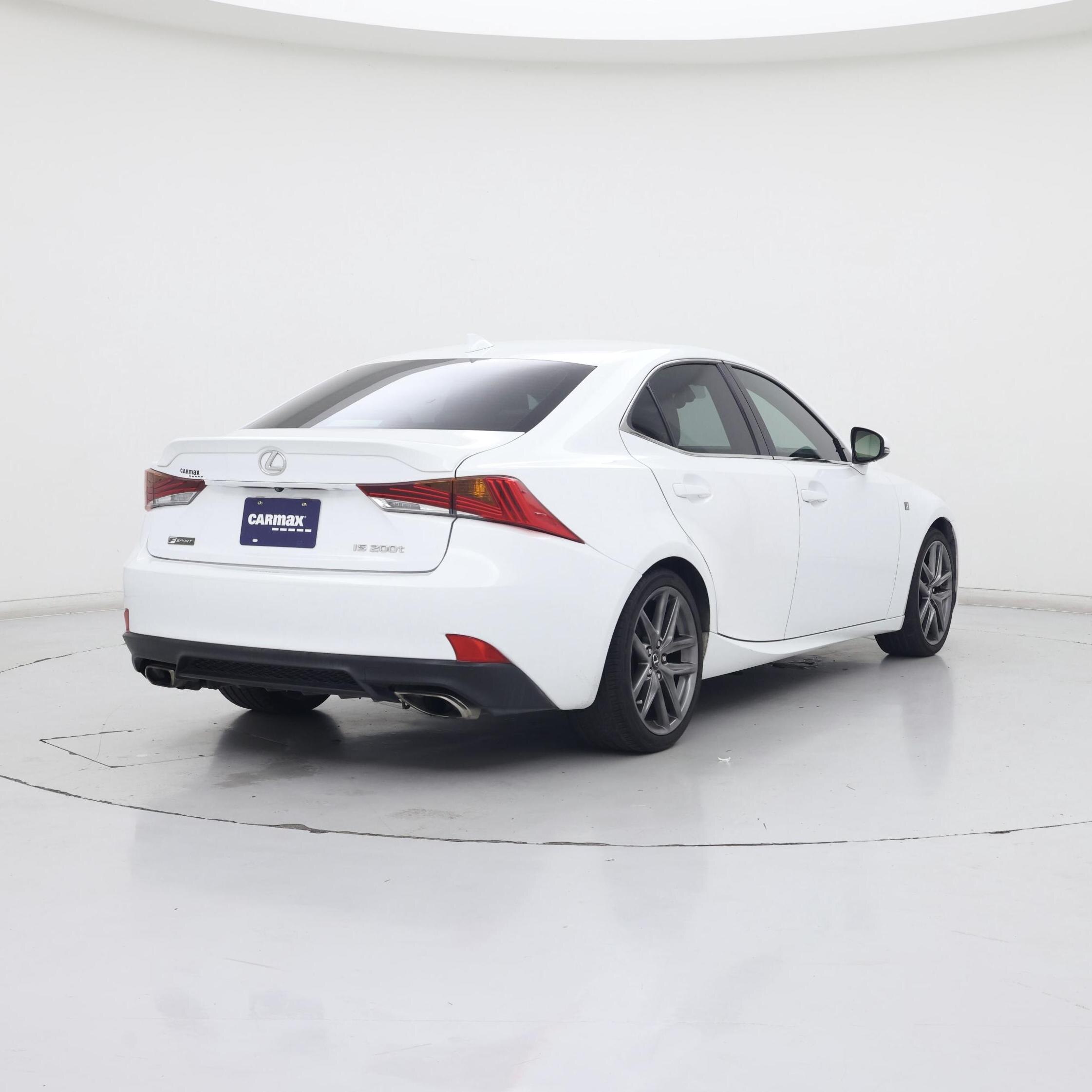 Thumbnail: 2017 Lexus IS - 8