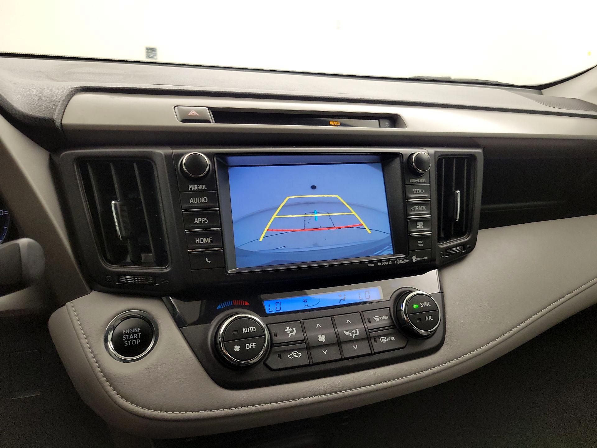 Thumbnail: 2016 Toyota RAV4 - 15