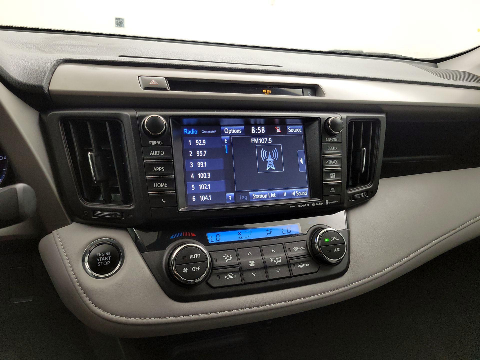 Thumbnail: 2016 Toyota RAV4 - 16
