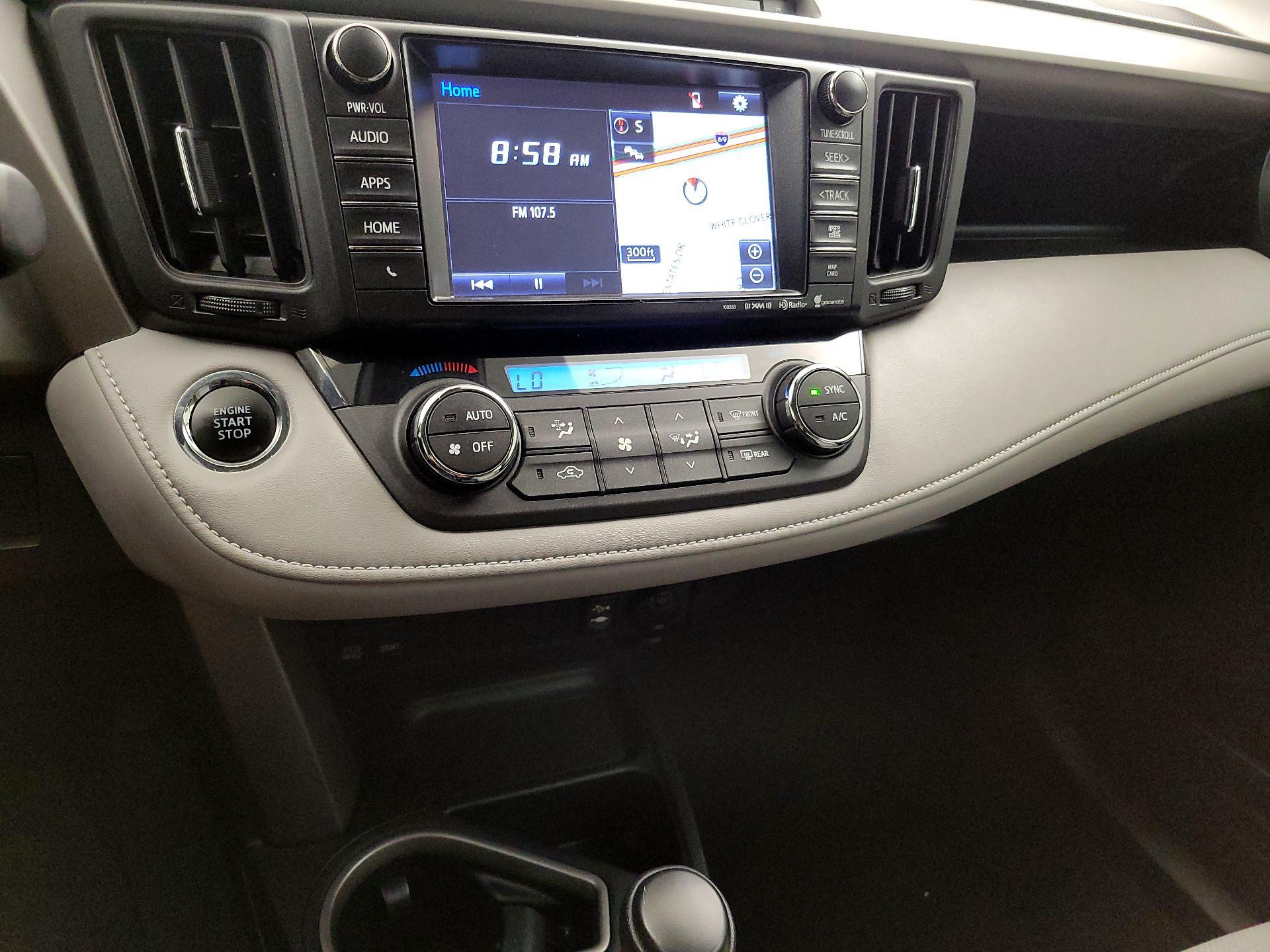 Thumbnail: 2016 Toyota RAV4 - 17