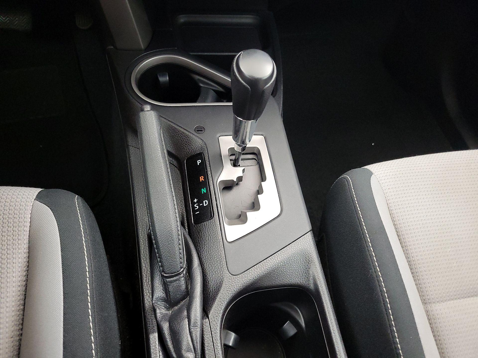 Thumbnail: 2016 Toyota RAV4 - 18