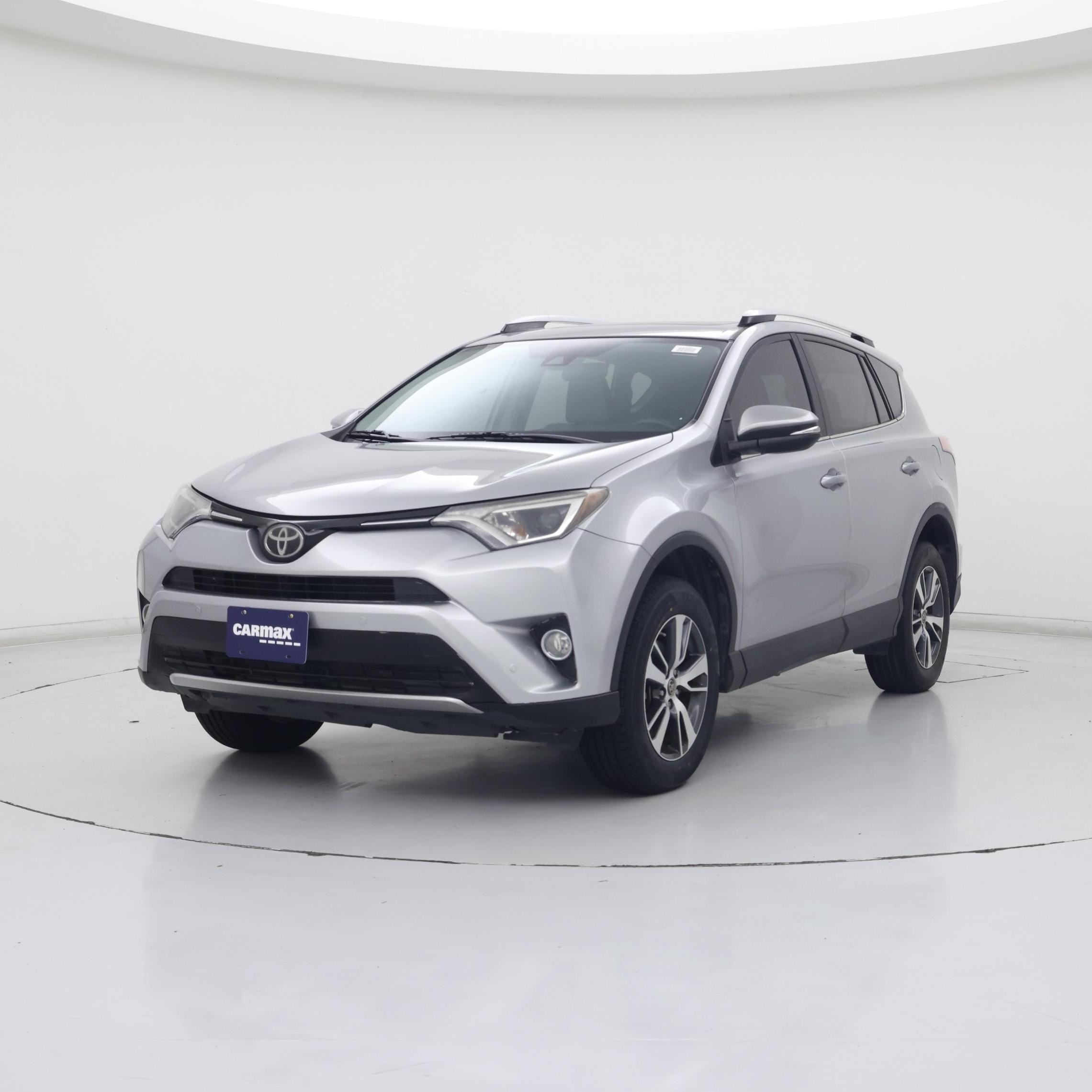 Thumbnail: 2016 Toyota RAV4 - 4