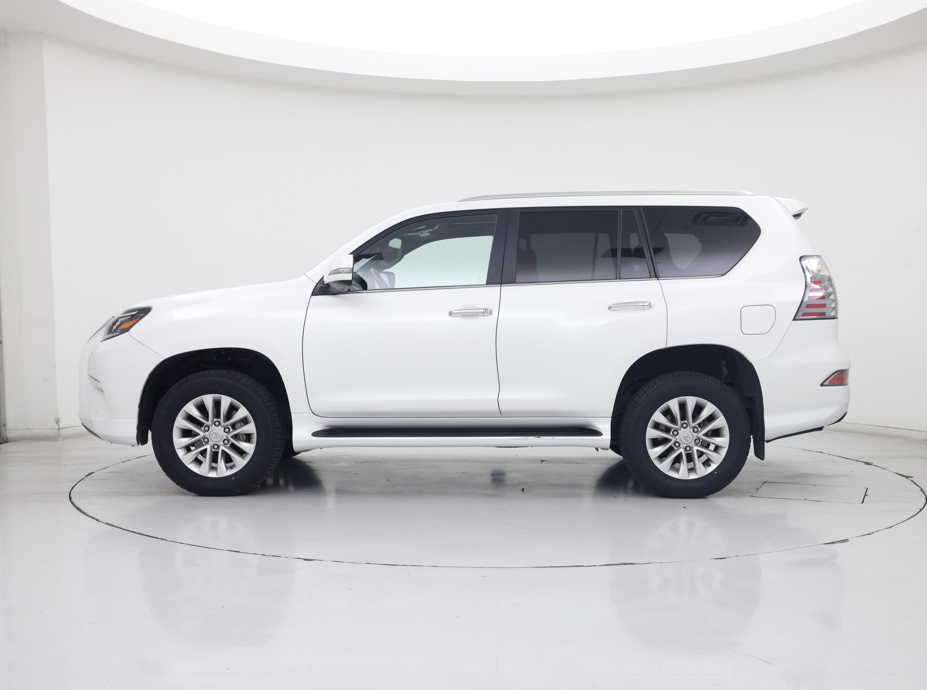 Thumbnail: 2022 Lexus GX - 3